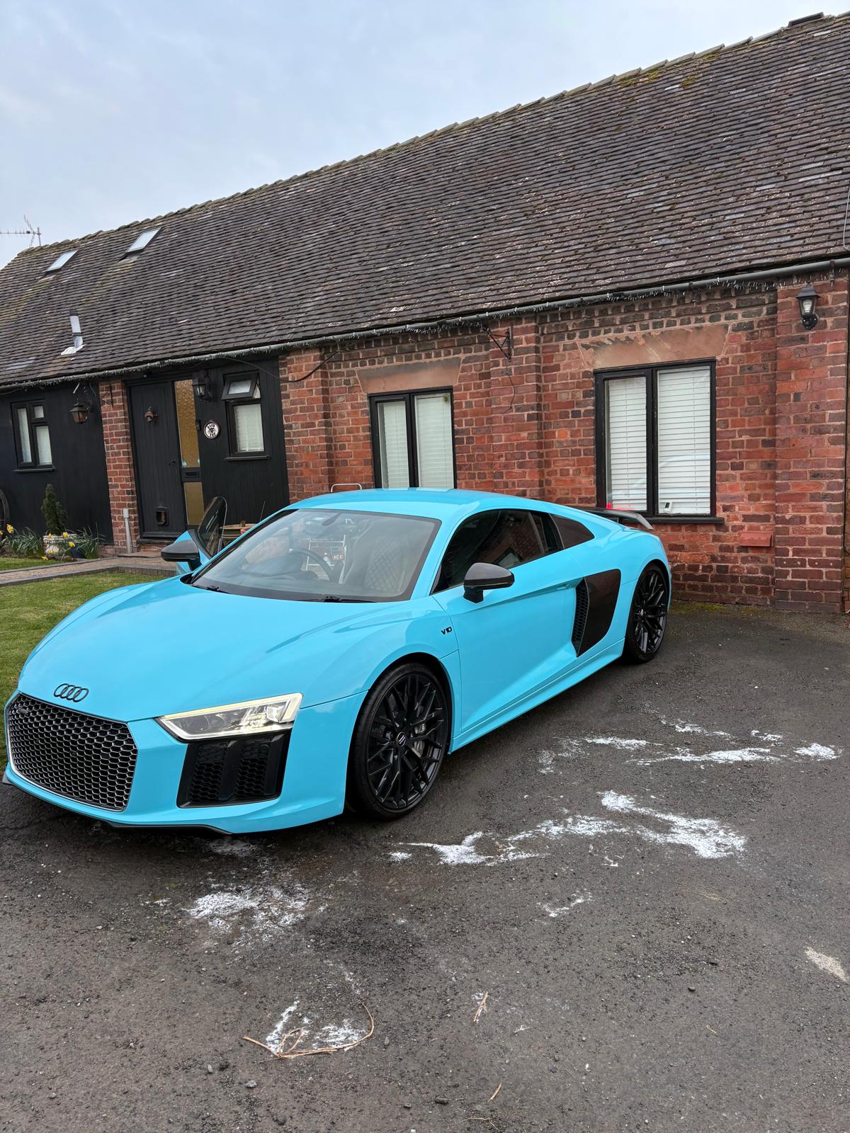 Blue Audi R8