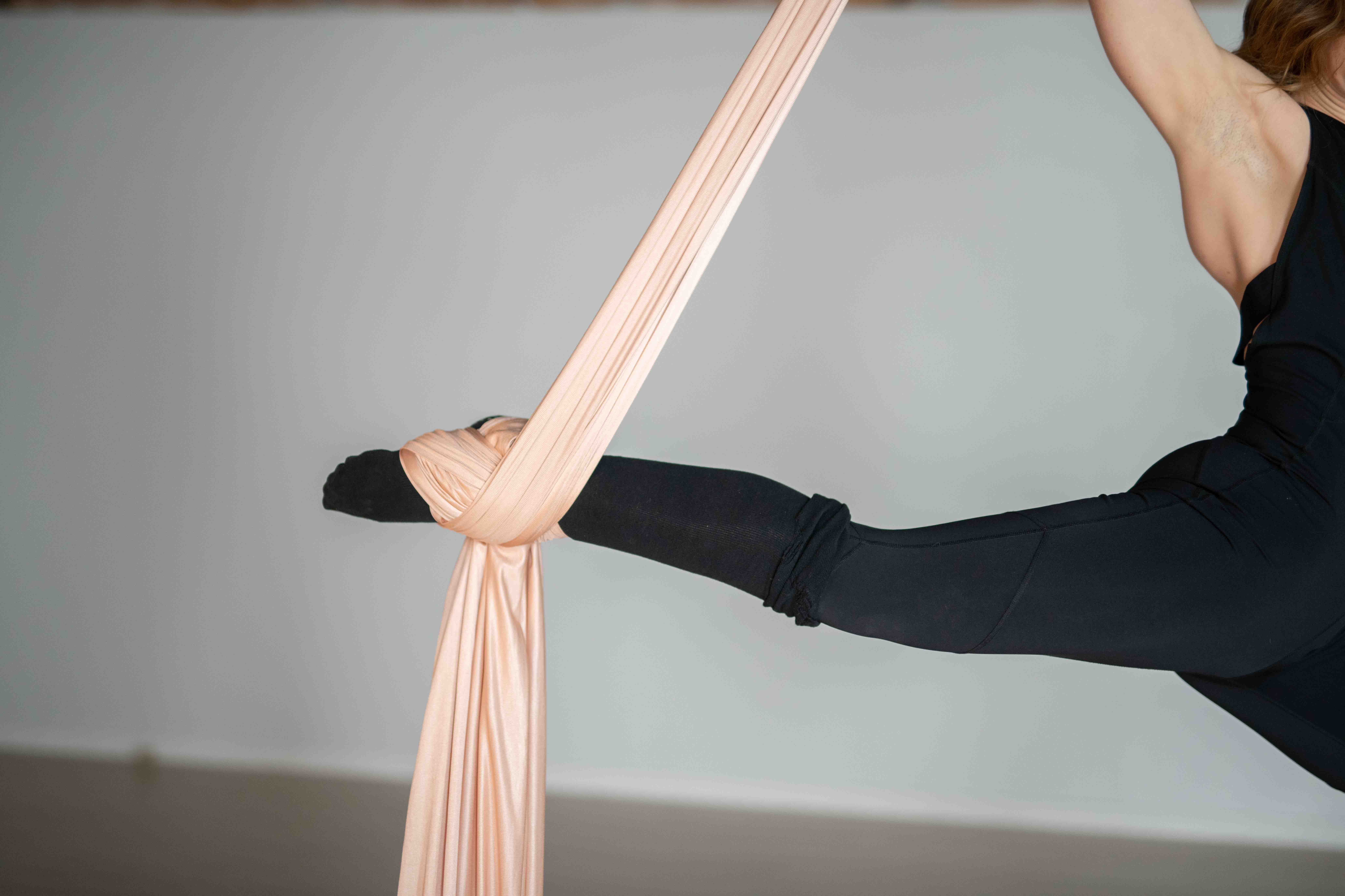 Aerial silks theory and technique