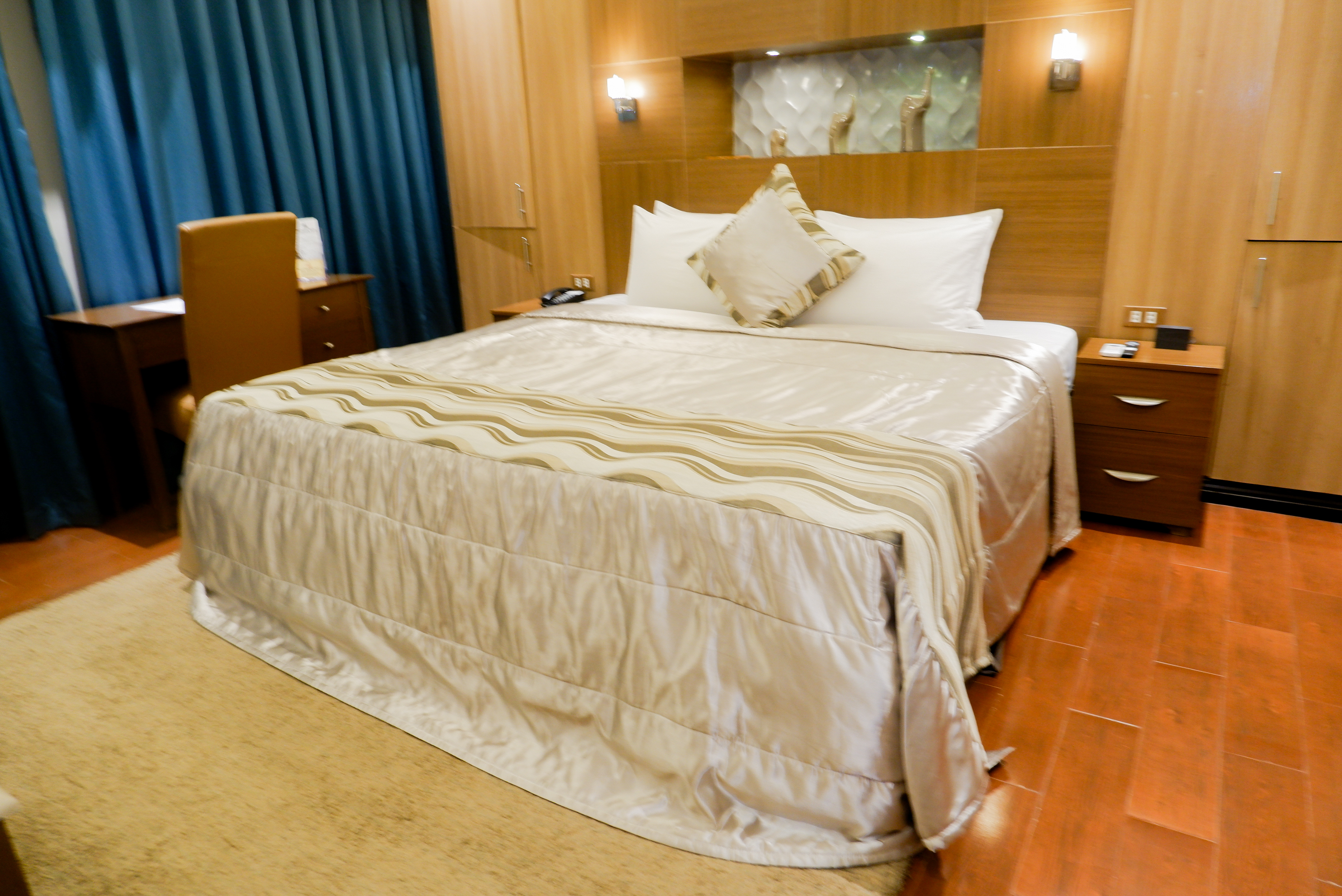 Pinnacle Suite - View 5
