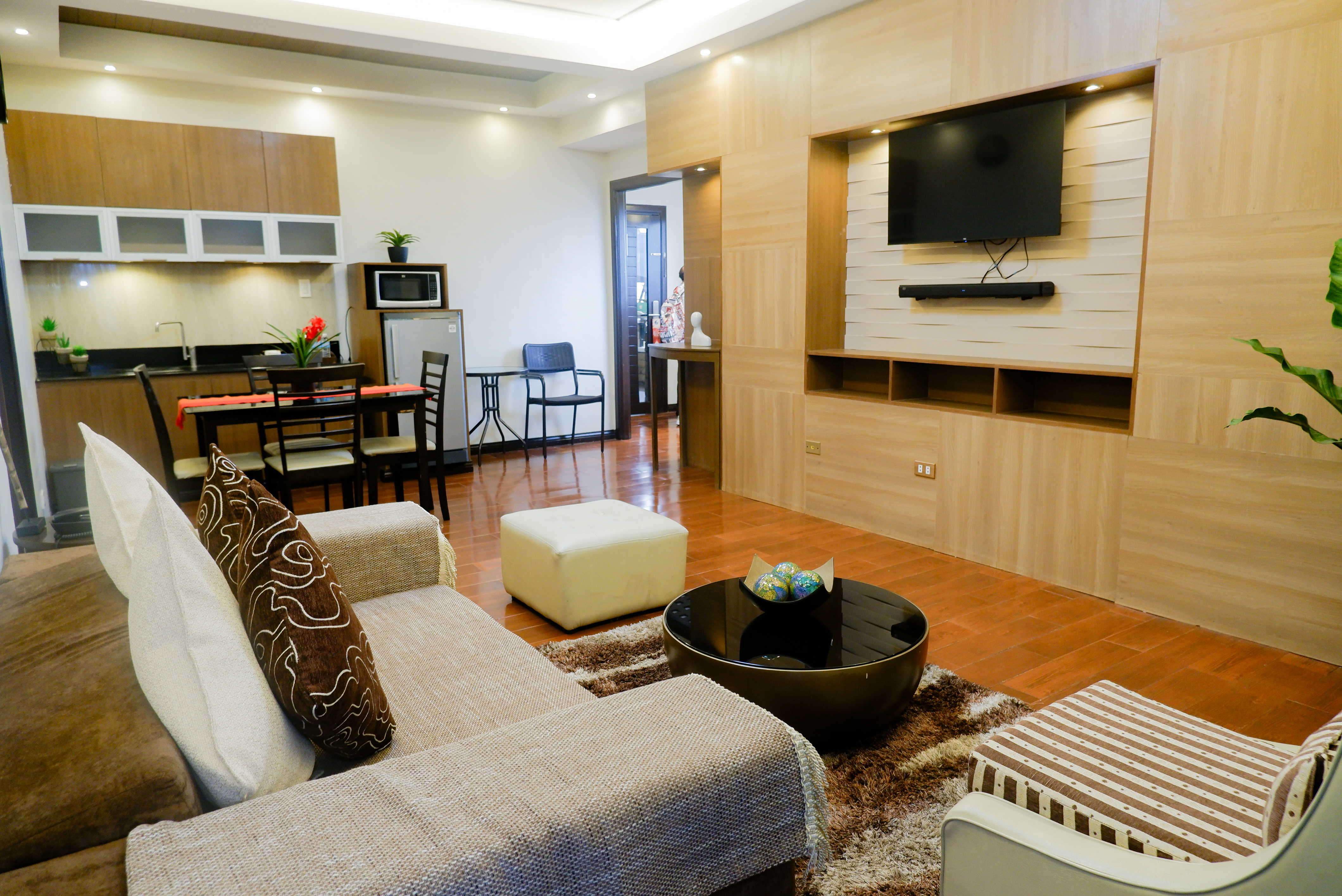 Pinnacle Suite - View 16