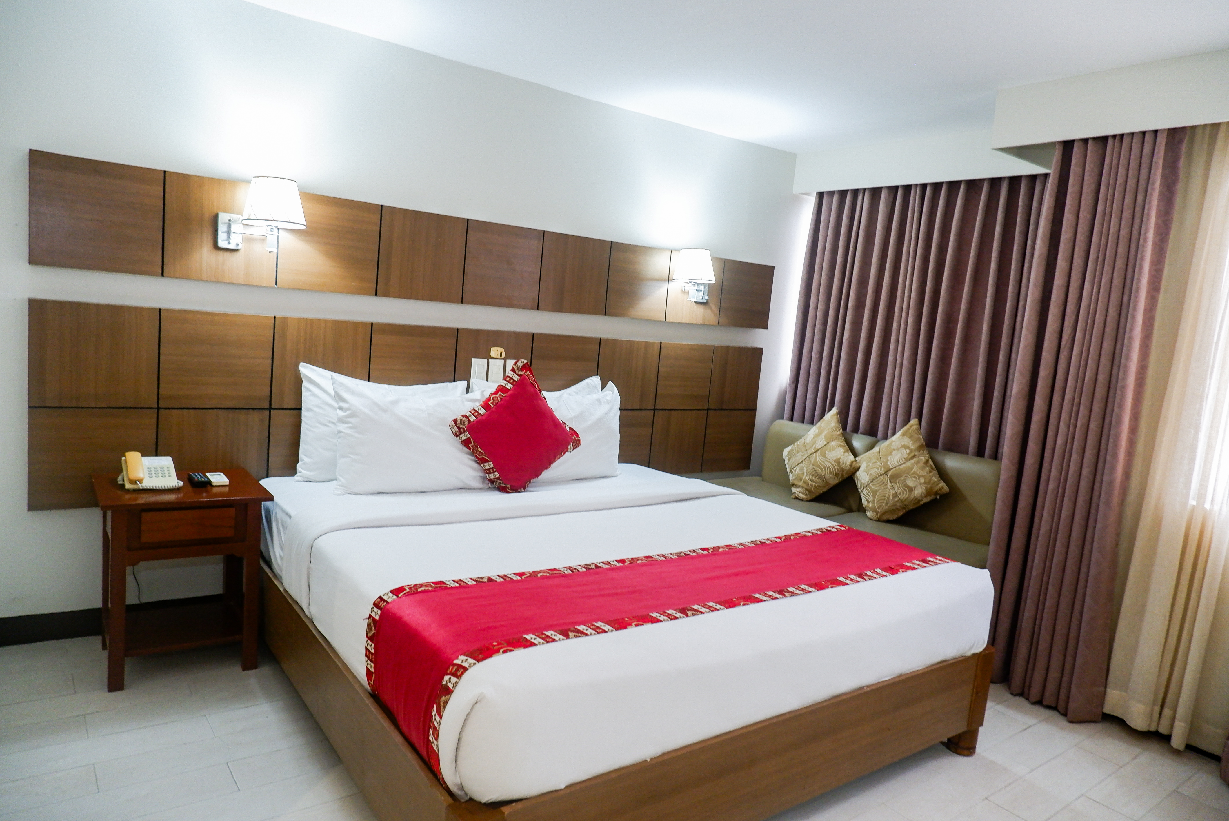 Premier Room Single Occupancy - View 3