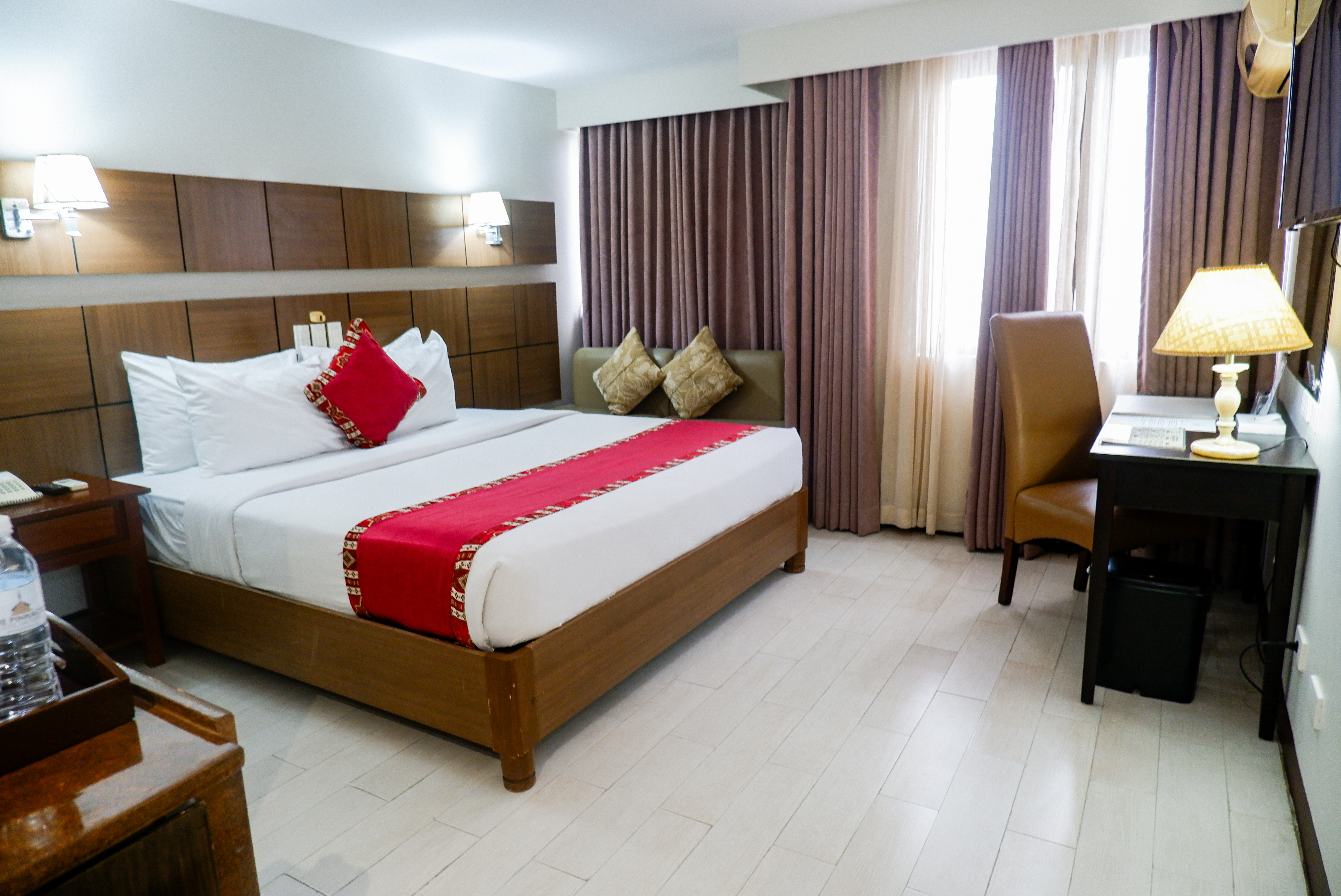 Premier Room Single Occupancy - View 5