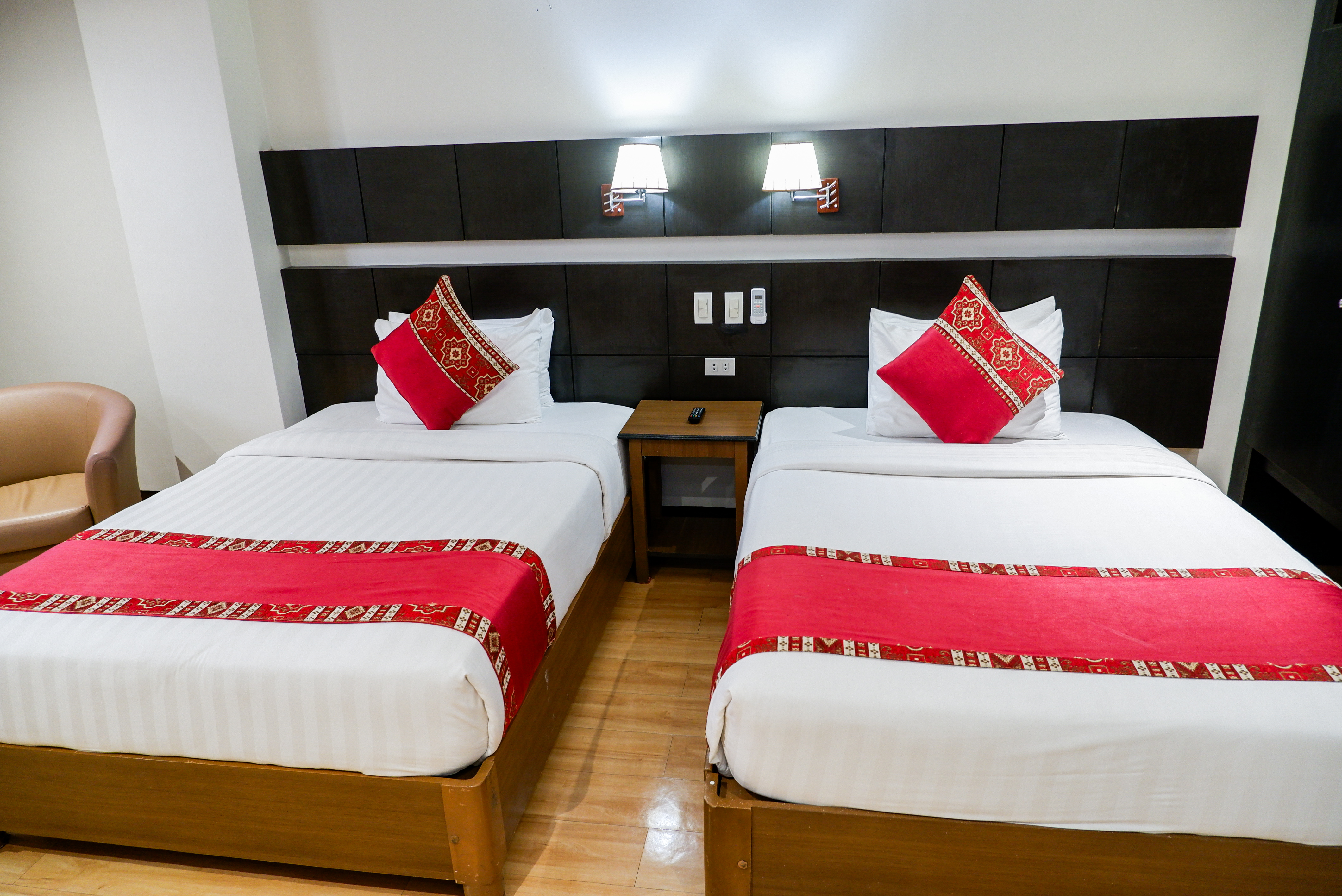 Deluxe Room Twin - View 3