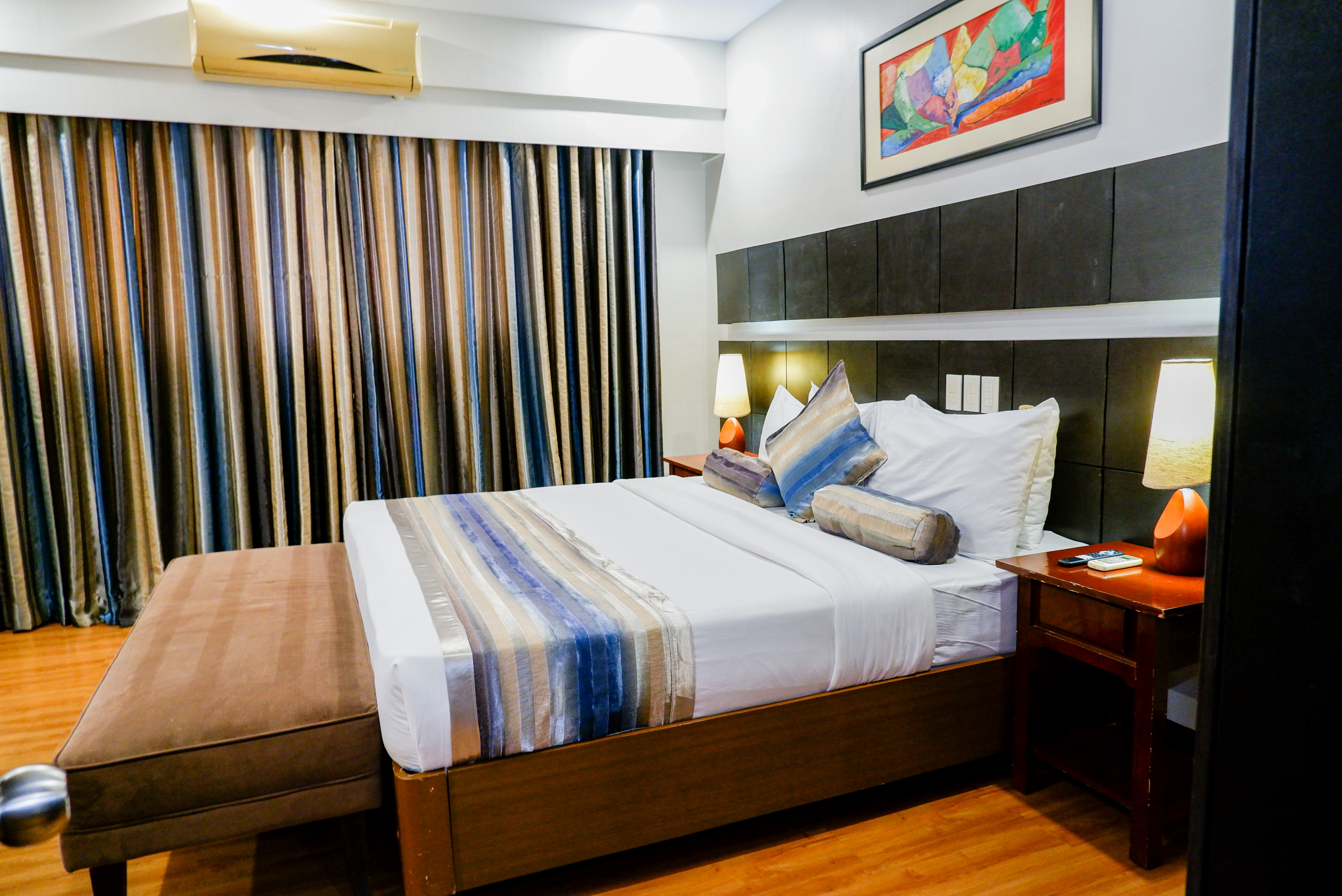 Deluxe Suite Single Occupancy - View 1