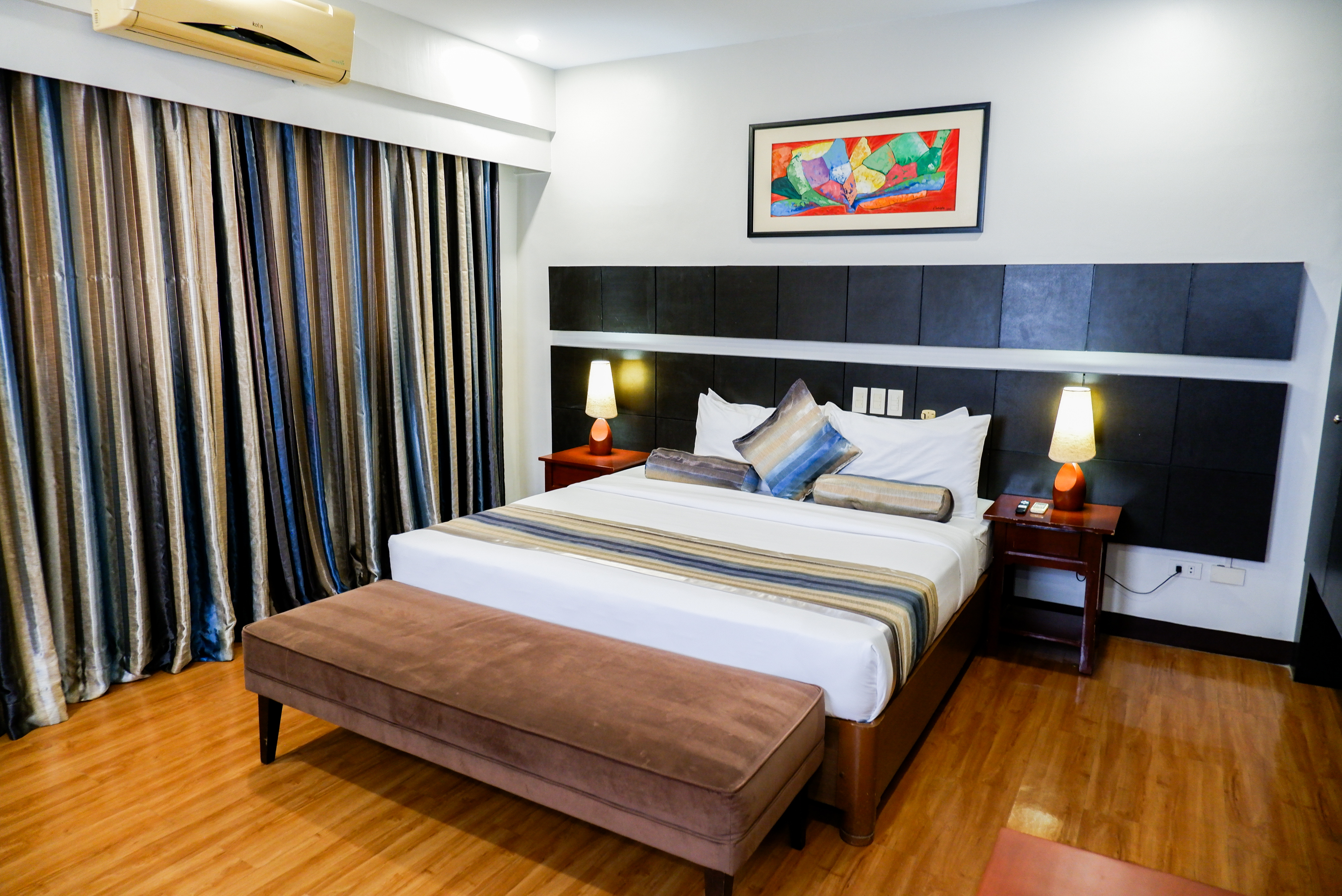 Deluxe Suite Single Occupancy - View 3