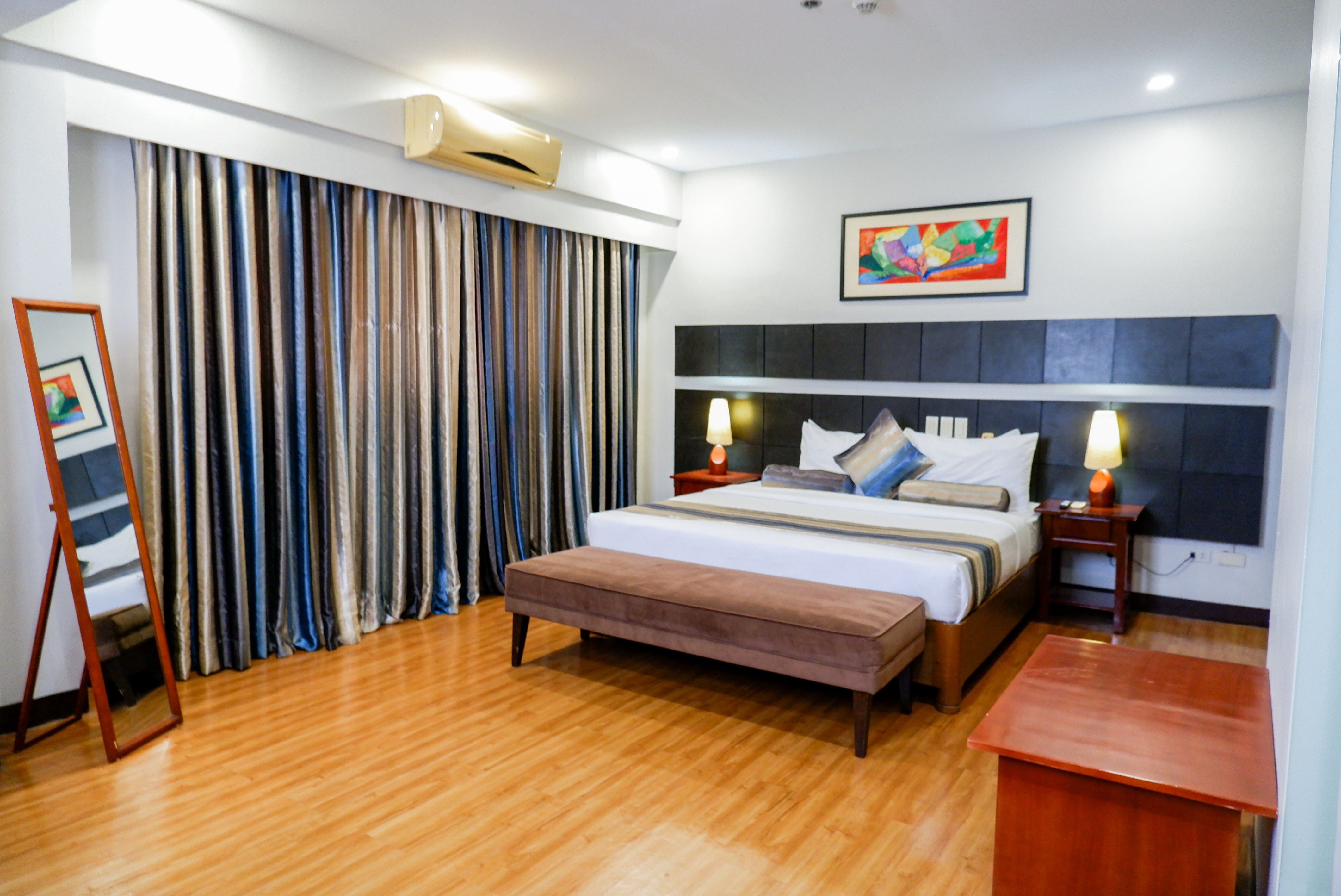 Deluxe Suite Single Occupancy - View 5