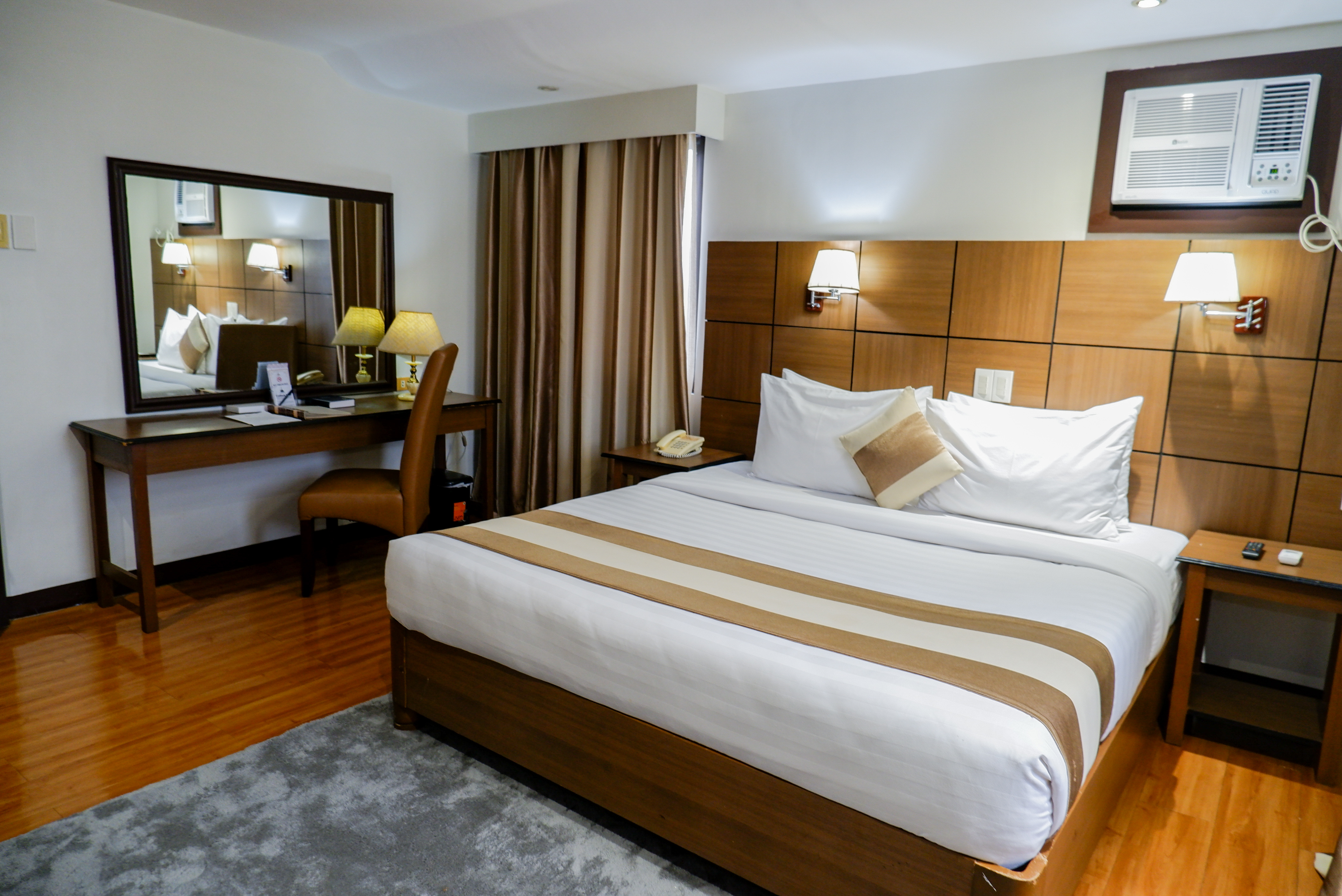 Executive Suite Single Occupancy - View 3
