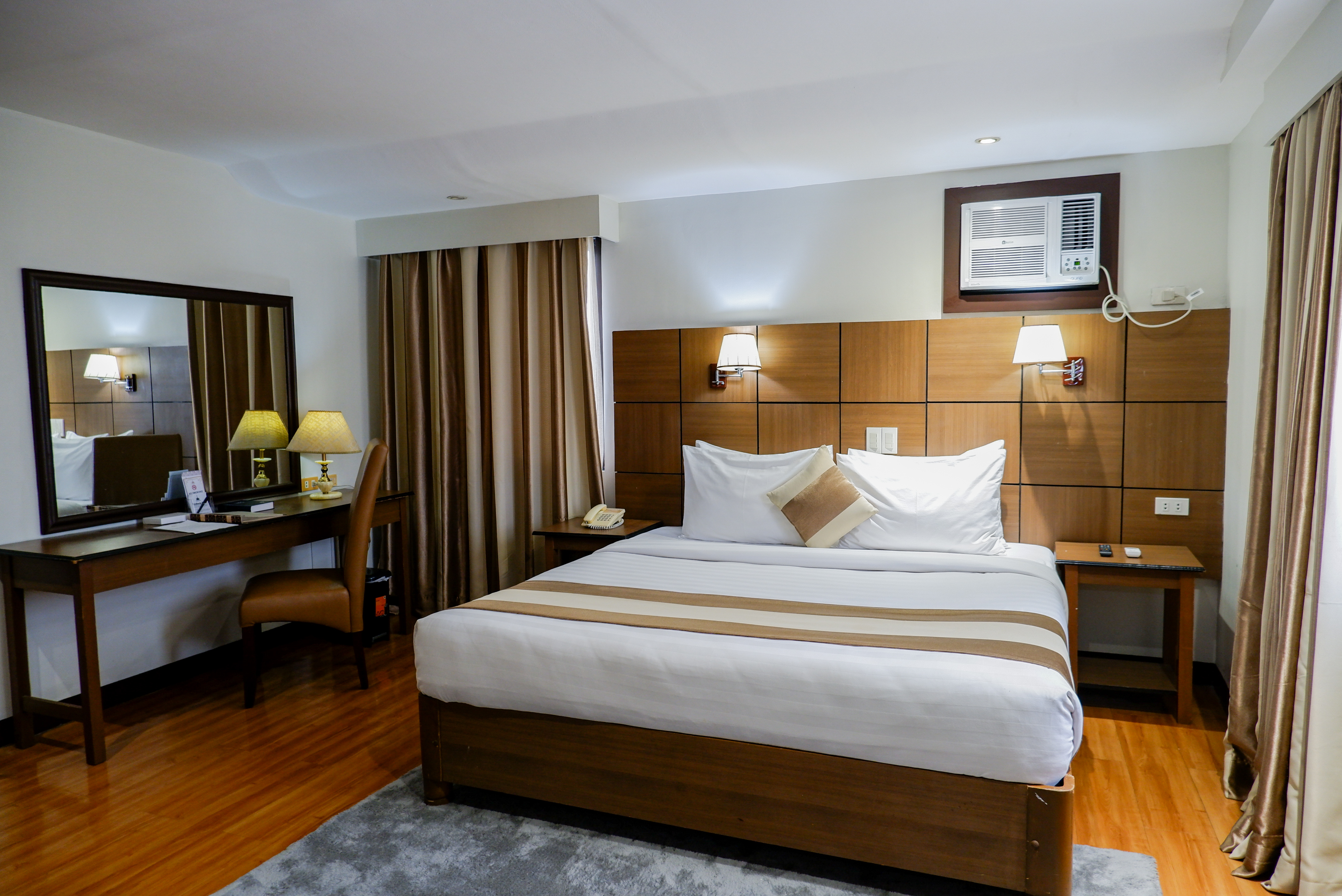 Executive Suite Single Occupancy - View 2