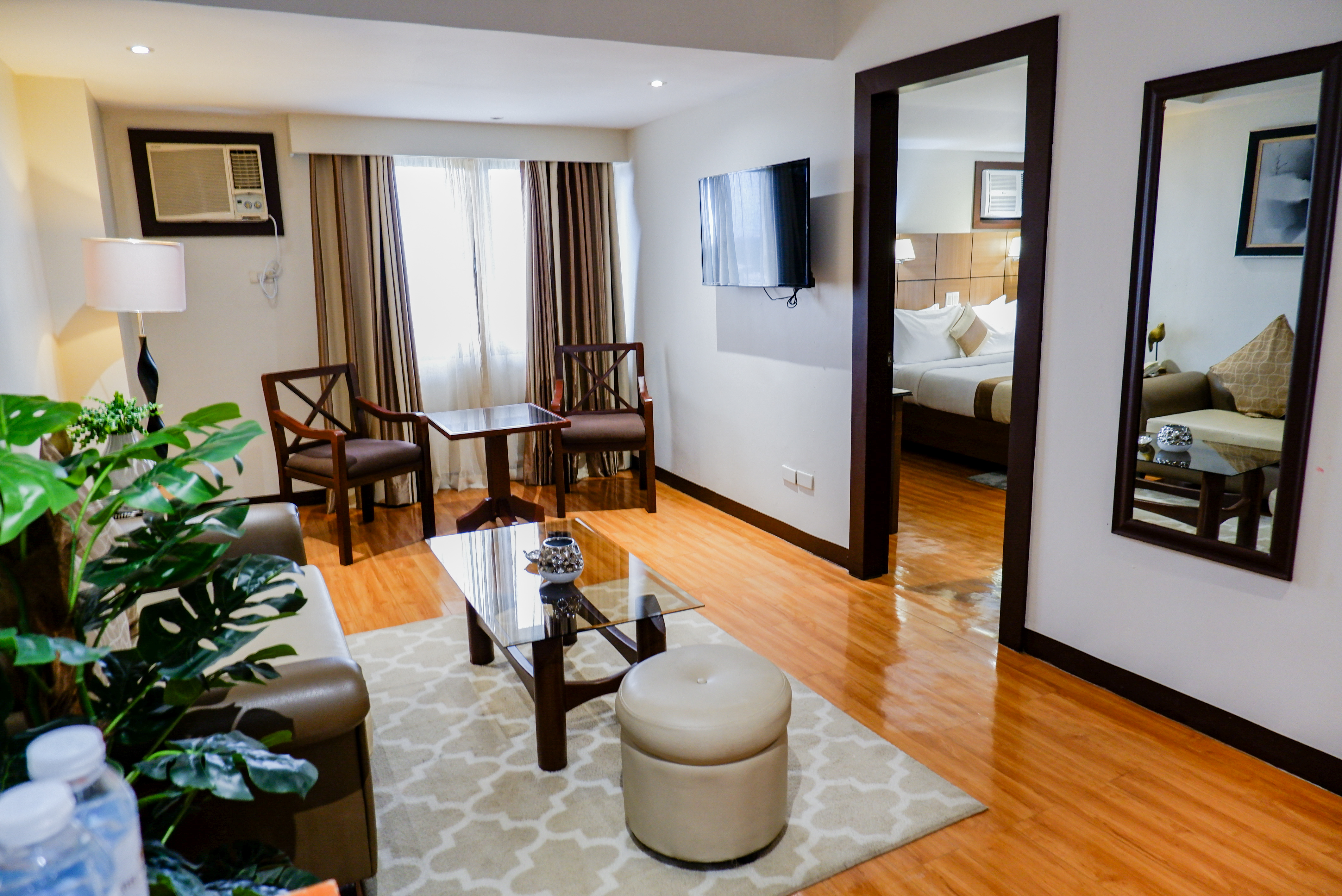 Executive Suite Single Occupancy - View 10