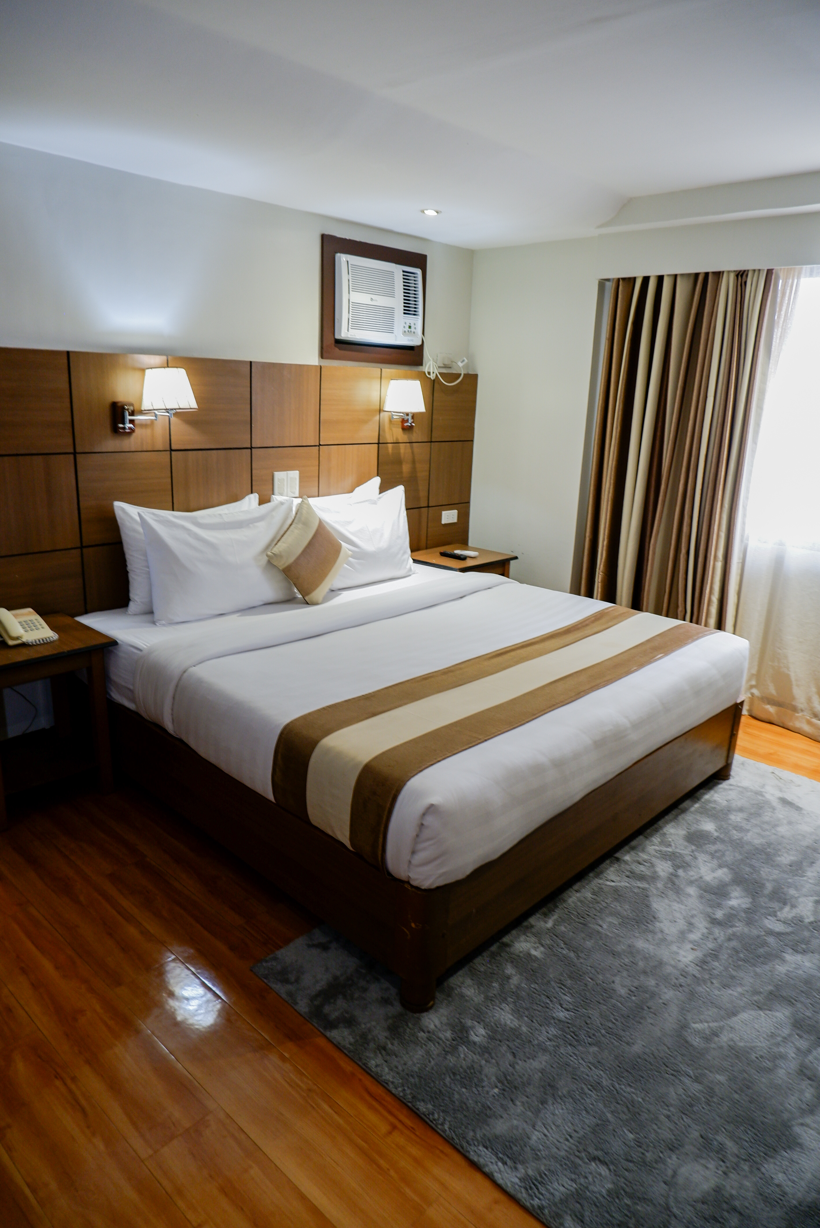 Executive Suite Single Occupancy - View 4
