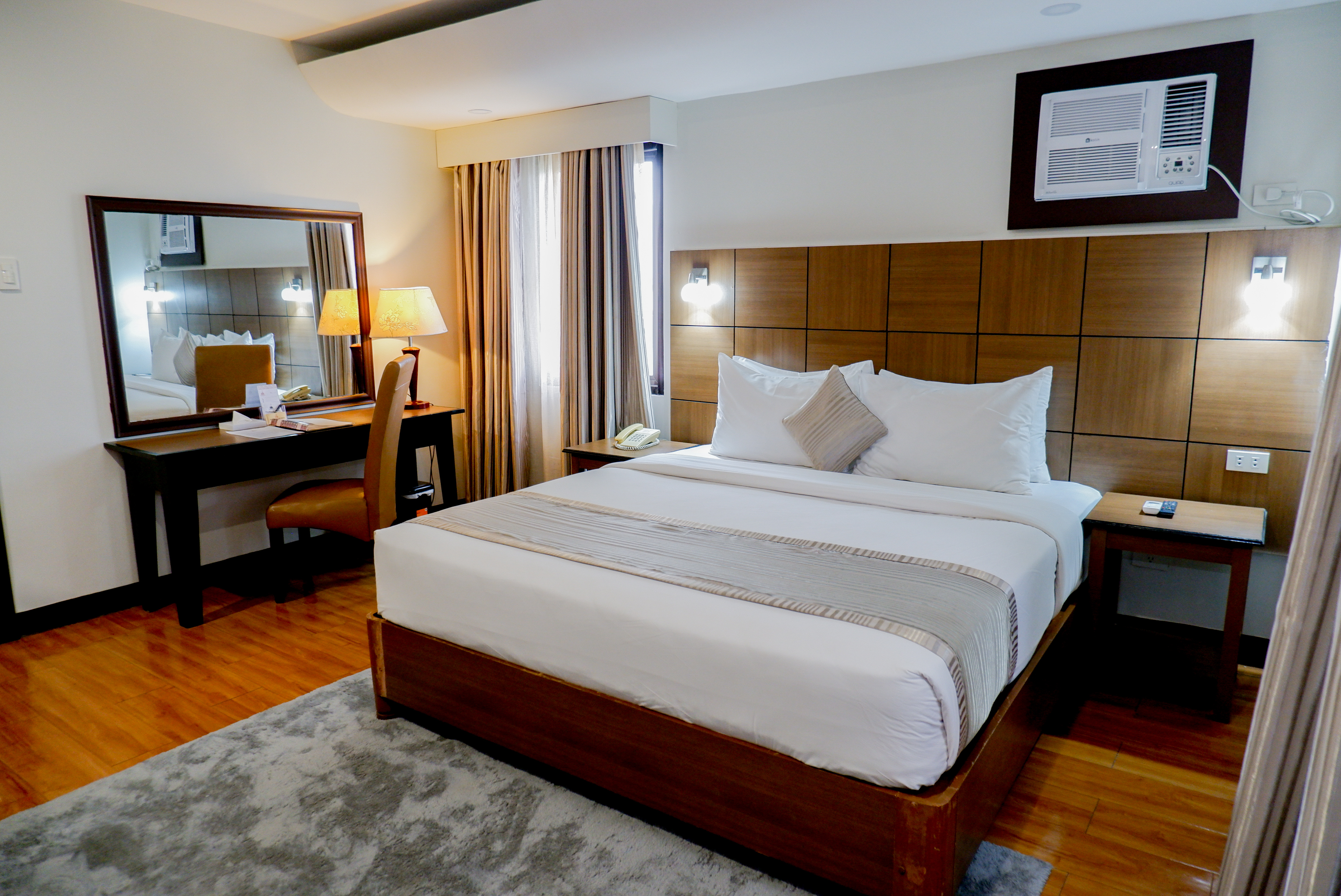 Junior Executive Suite Single Occupancy - View 2