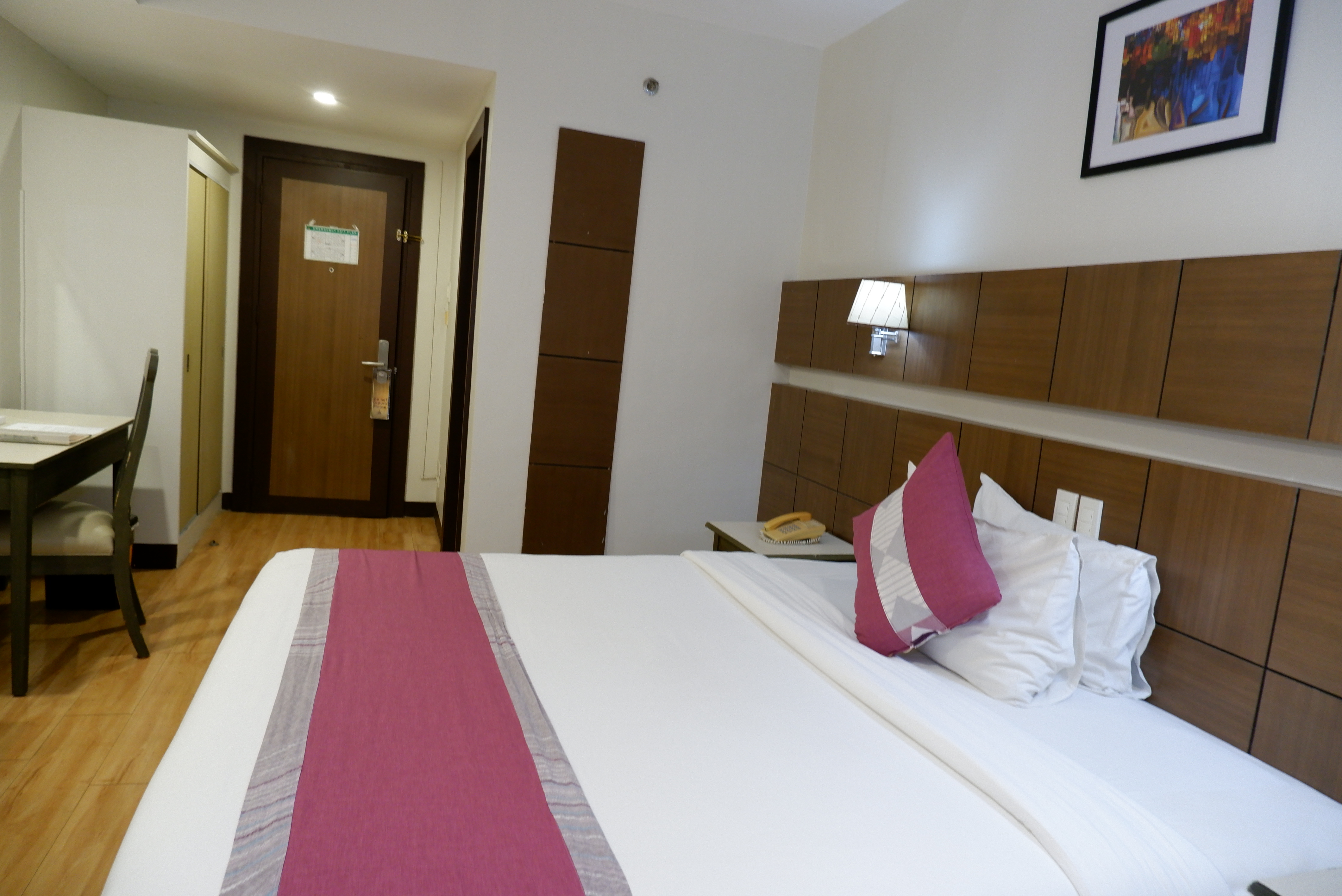 Superior Room Single Occupancy - View 3