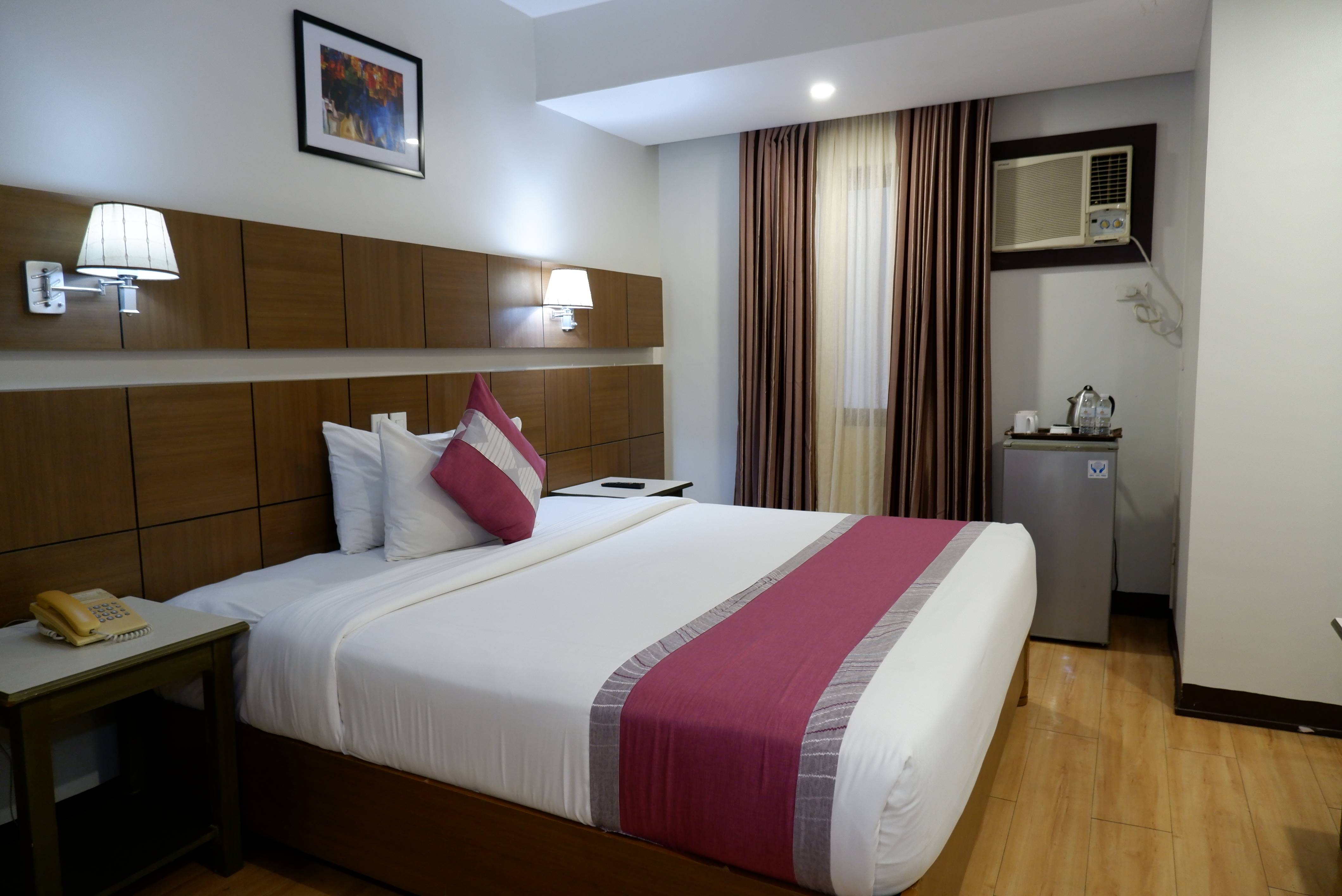 Superior Room Single Occupancy - View 2