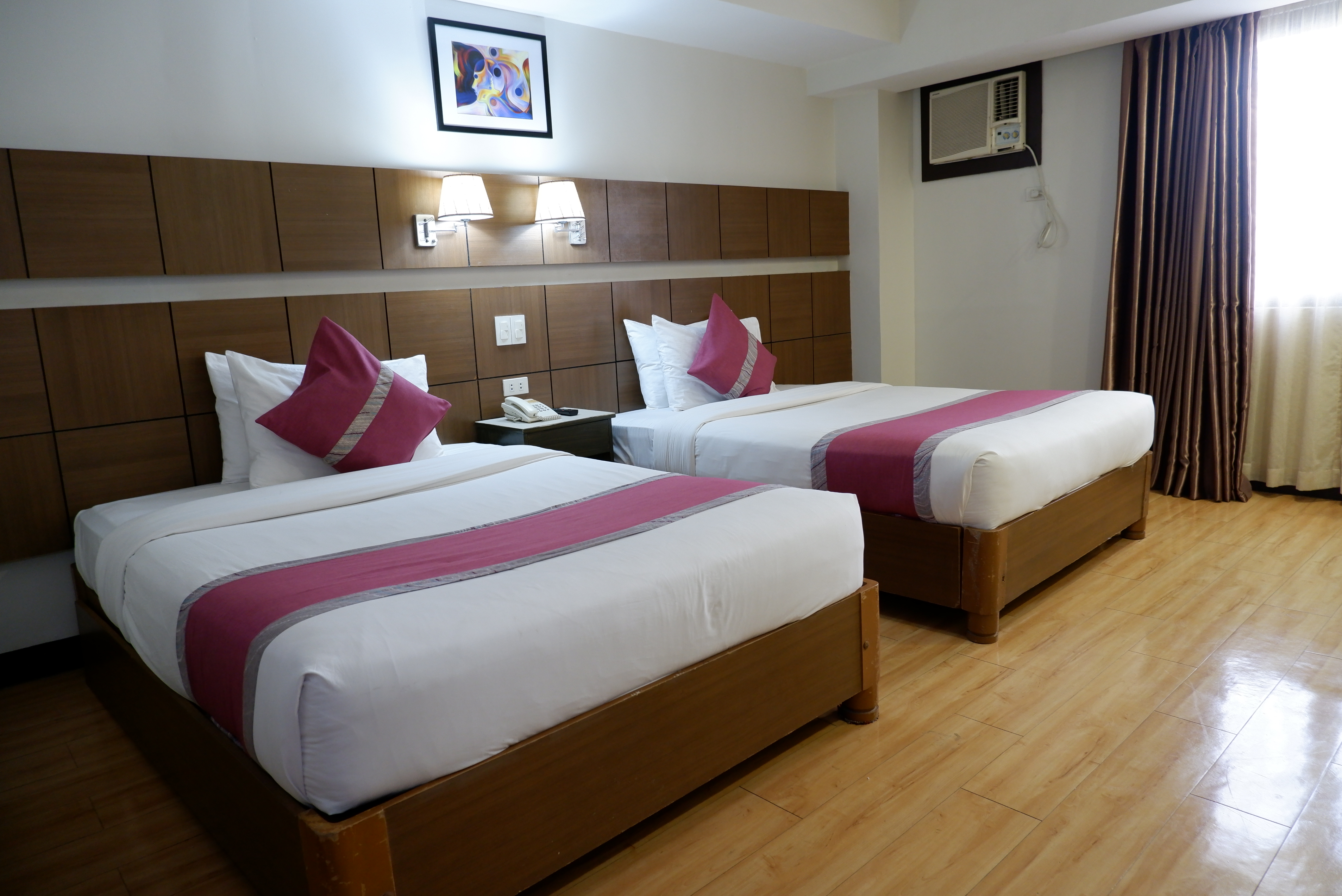 Superior Room Twin - View 1