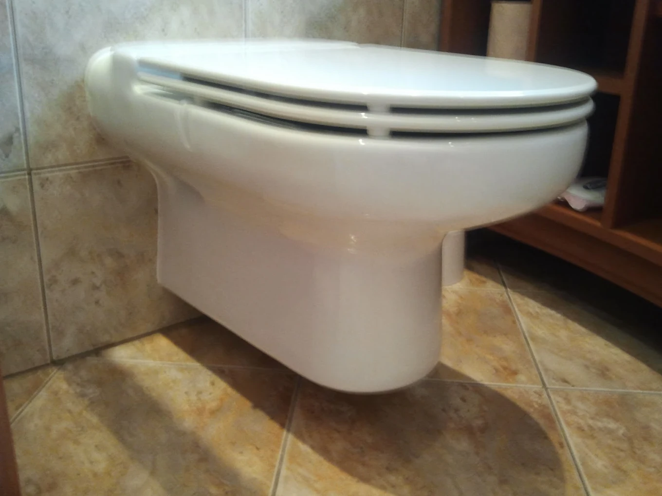 WC tartály csere Budapest Börcsök Sándor