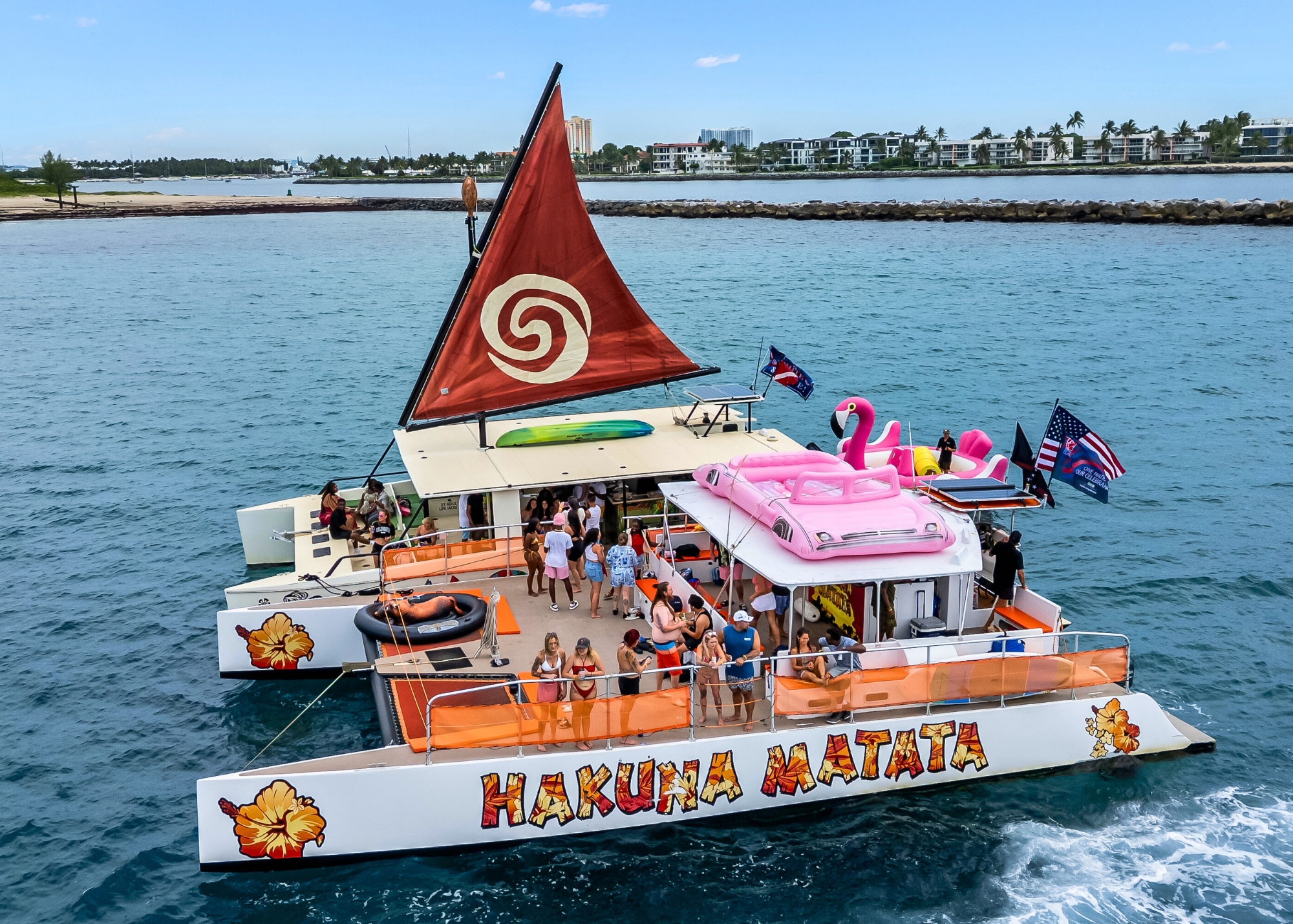 Hakuna Matata catamaran cruising the Palm Beach Intracoastal Waterway