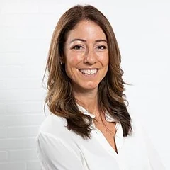 Lisa W.