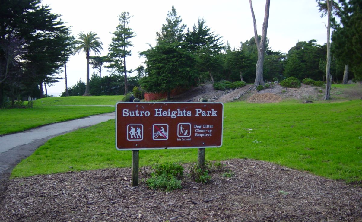 Sutro Heights Park: Cliffside Solitude