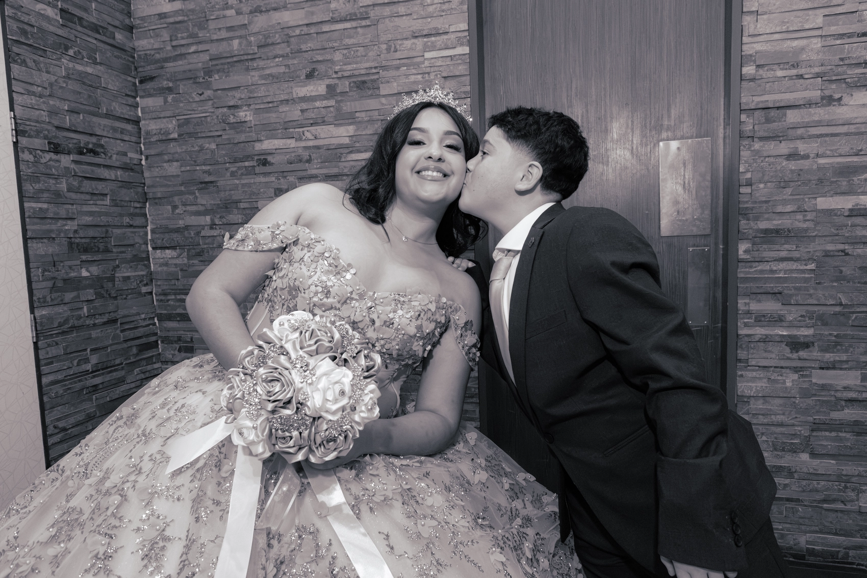 Mia's quinceañera, photograph 9