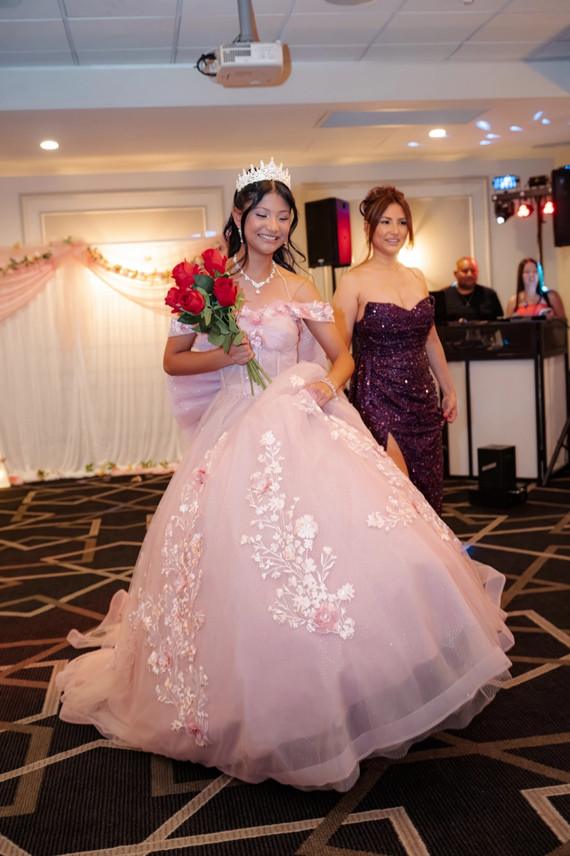 Leia's quinceañera, photograph 12