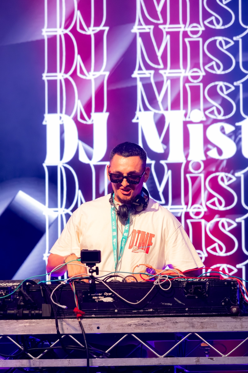 Concert photography at Vivid Concert in Sydney 31