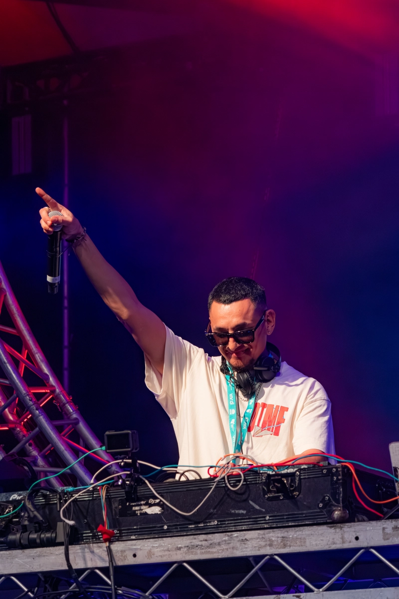 Concert photography at Vivid Concert in Sydney 32
