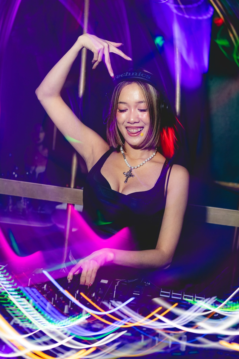 Night club photography at Korean Party in Sydney 8