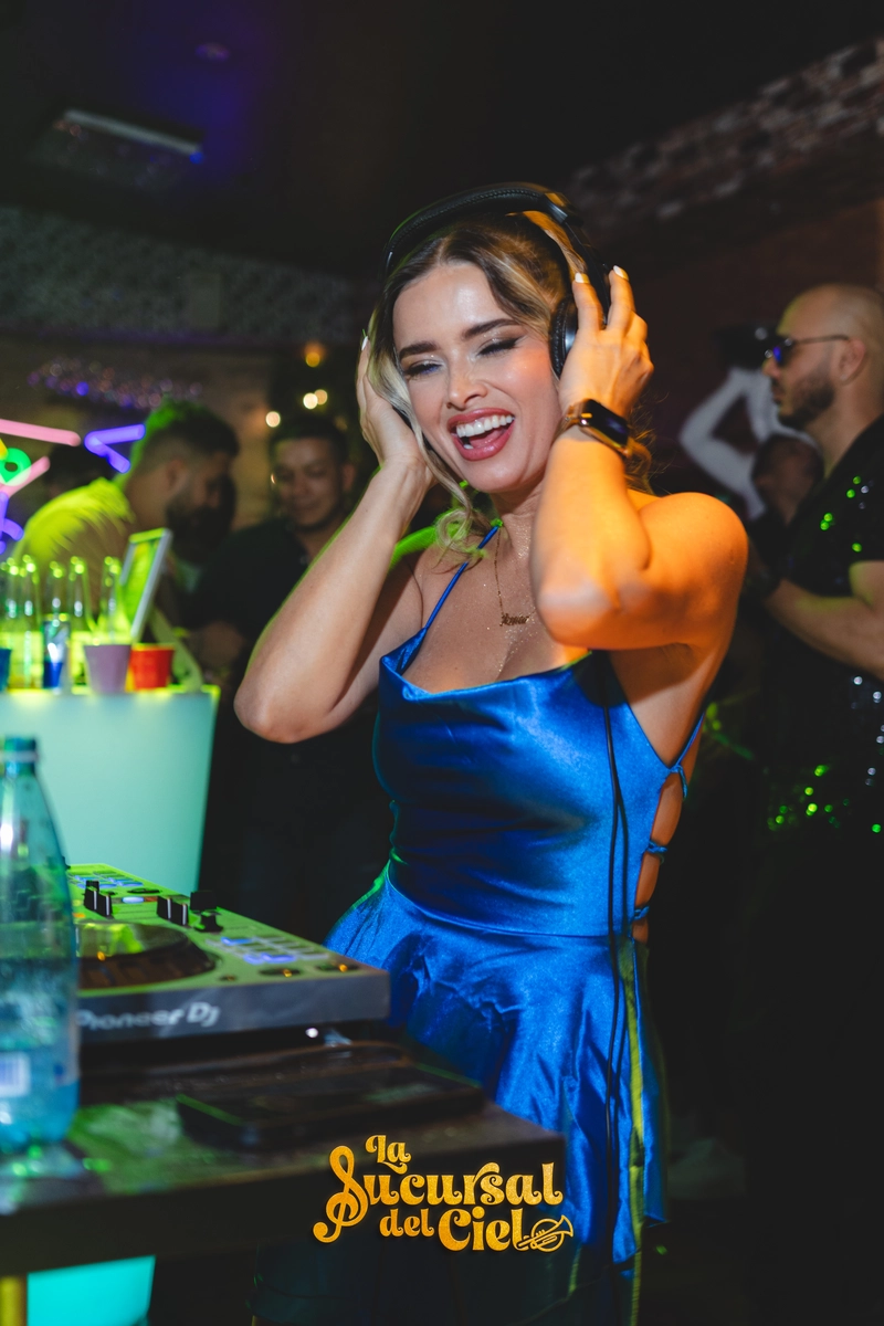Night club photography at La Sucursal del Cielo in Sydney 25