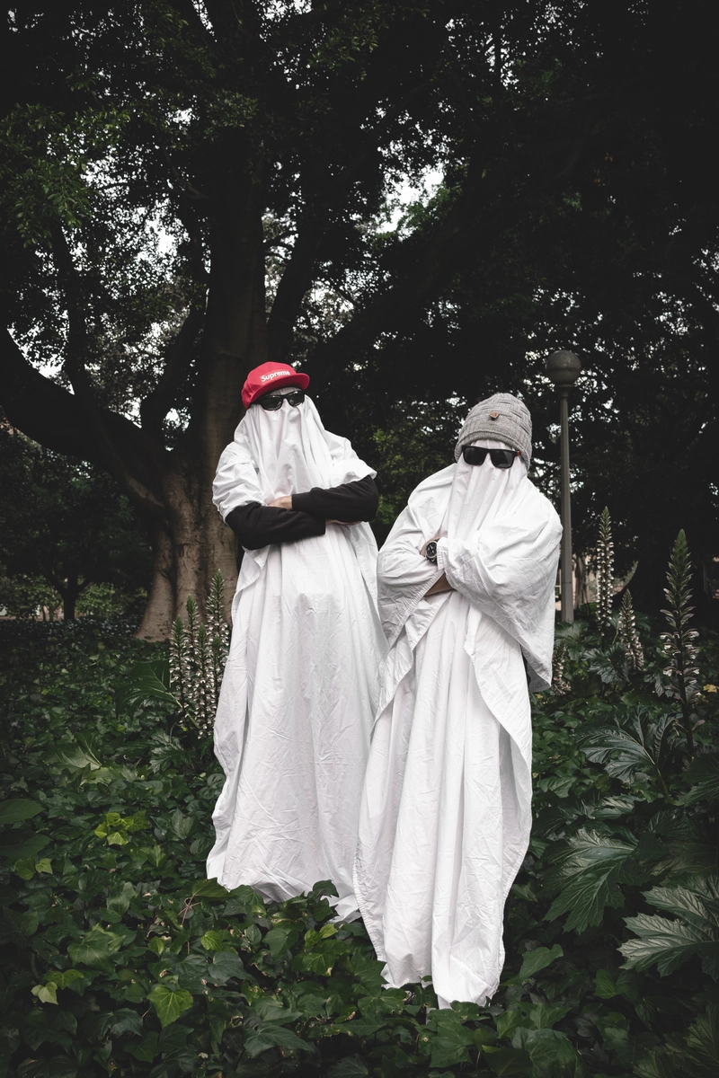 Ghosts themed portrait session in Sydney 3