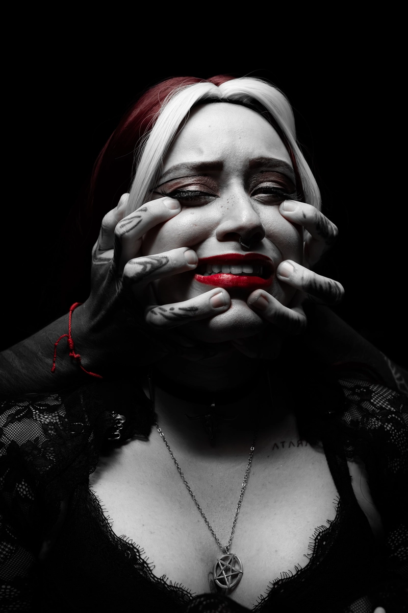 Dark themed model portrait session with Tiffa in Sydney 6