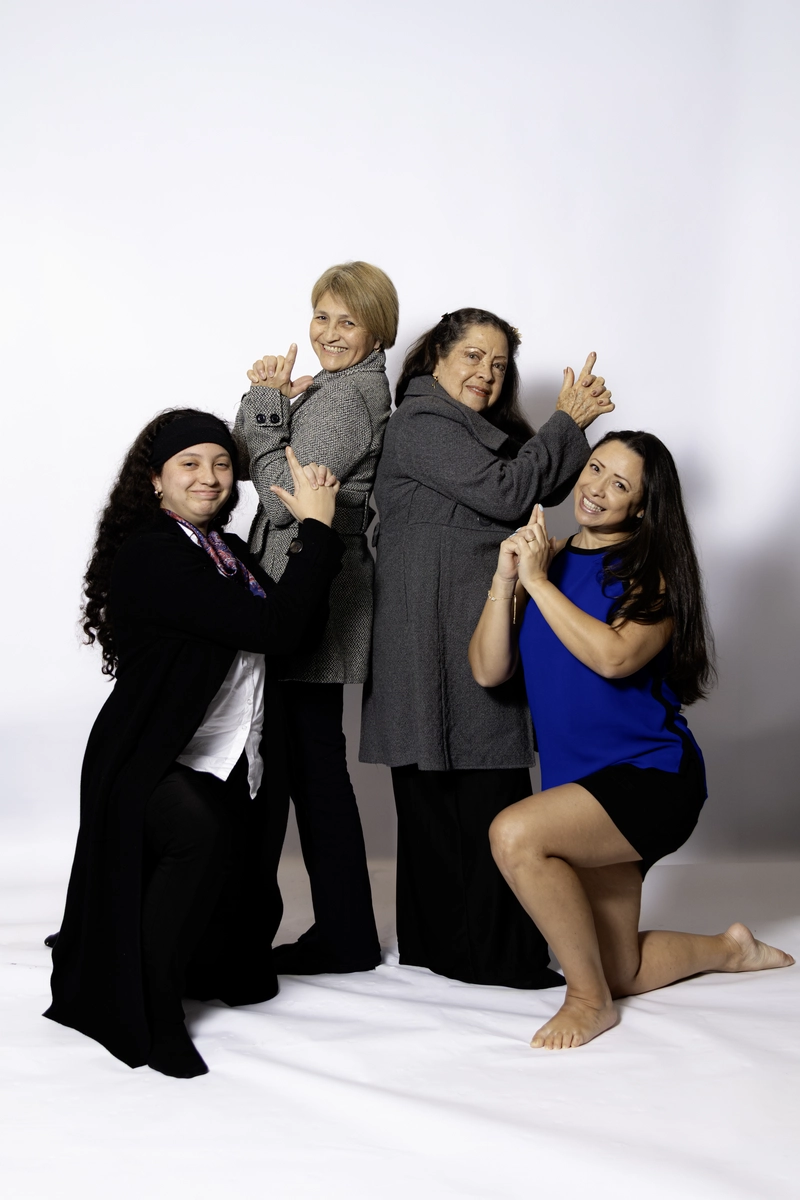 Portrait photoshoot for a mother in Sydney 14