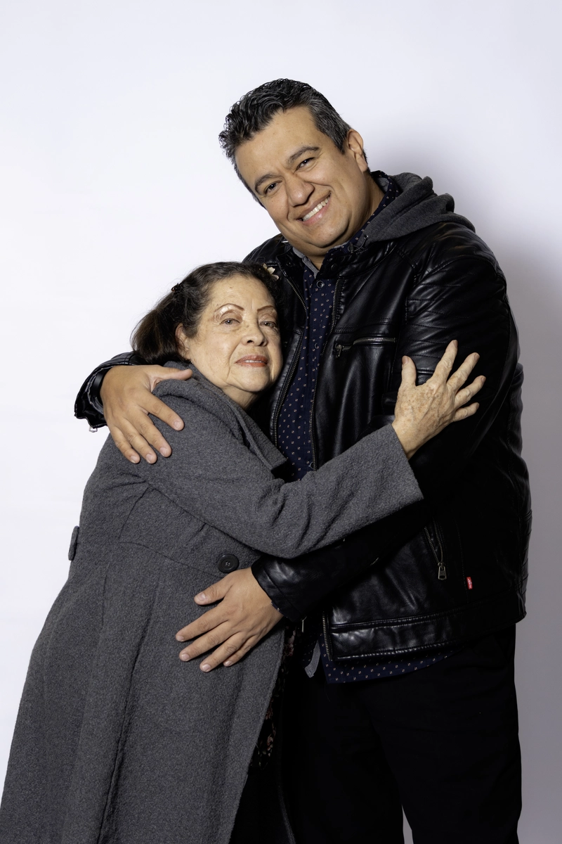 Portrait photoshoot for a mother in Sydney 12