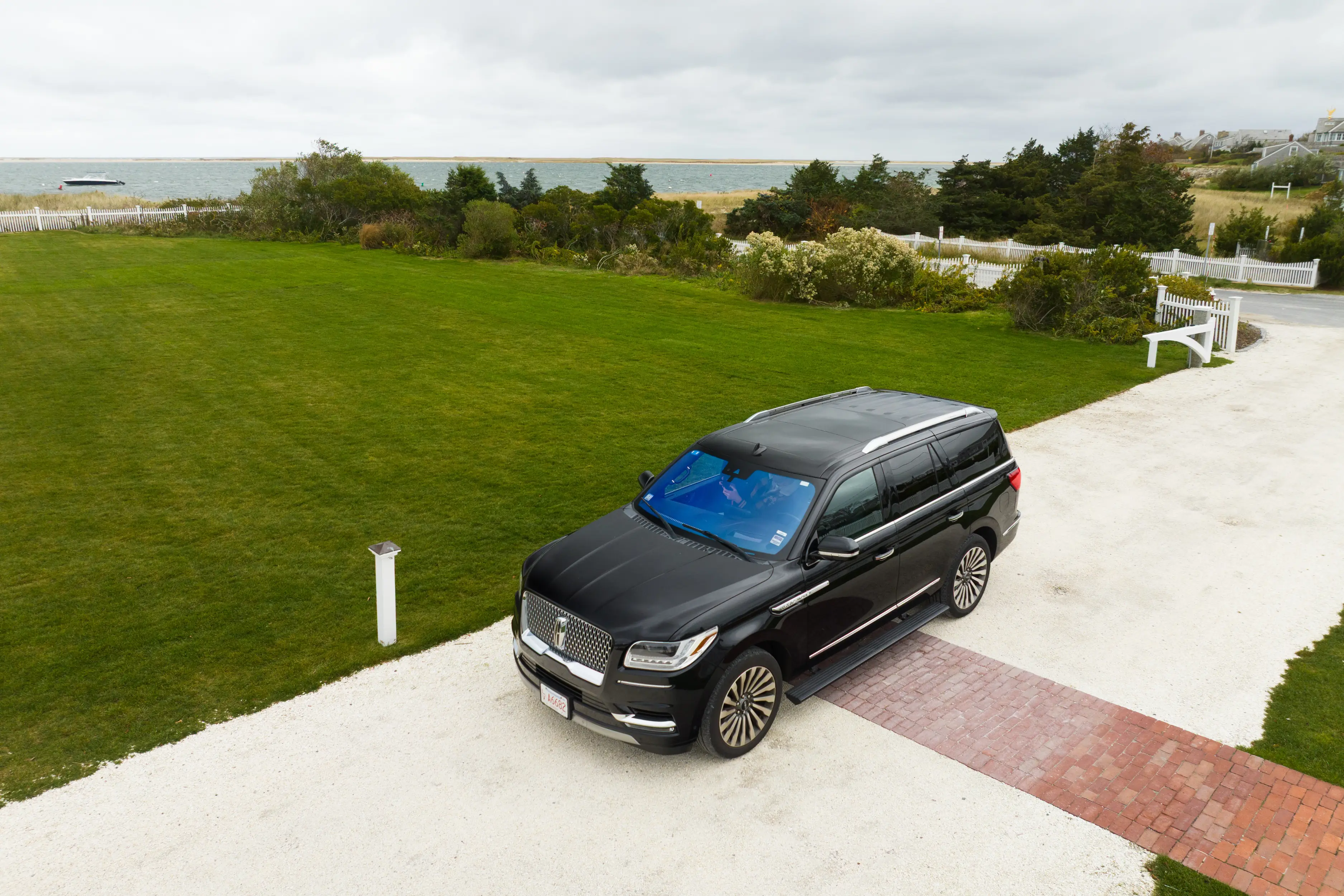 Airport transfer vehicle serving recurring corporate routes