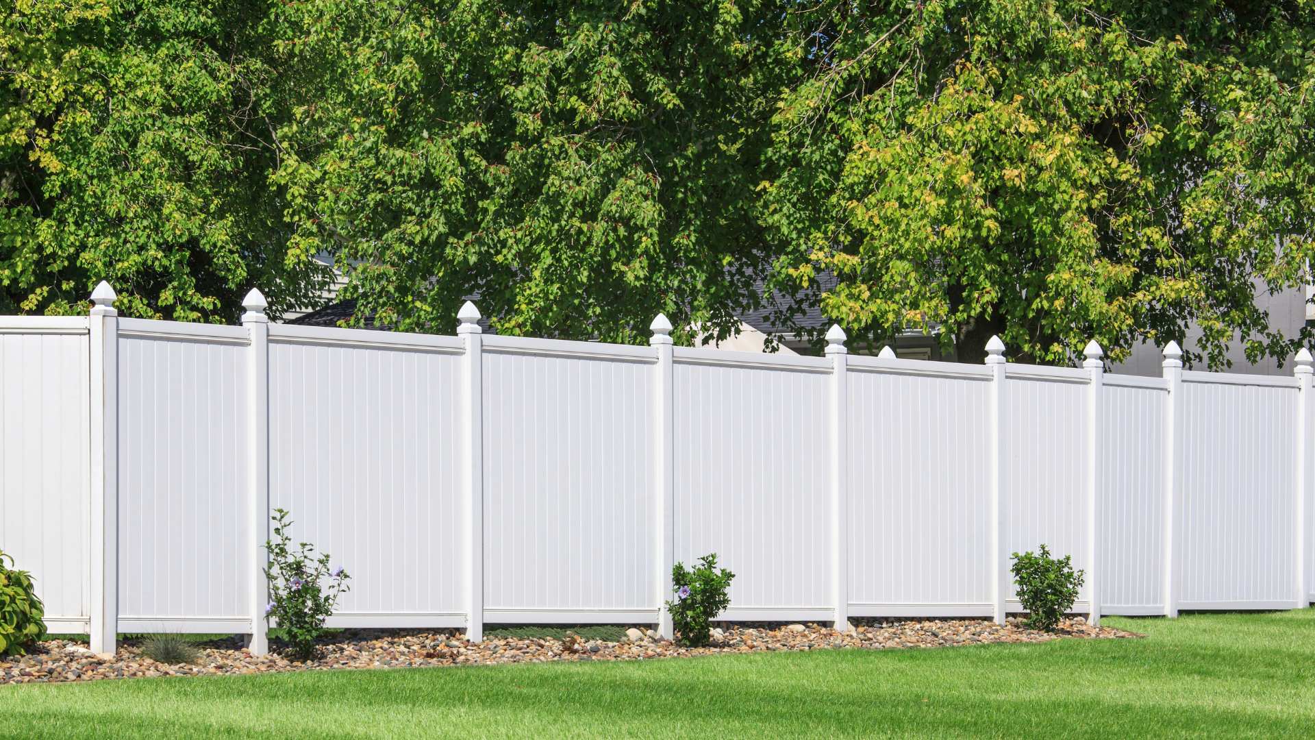 vinyl privacy fence painted with satin exterior finish