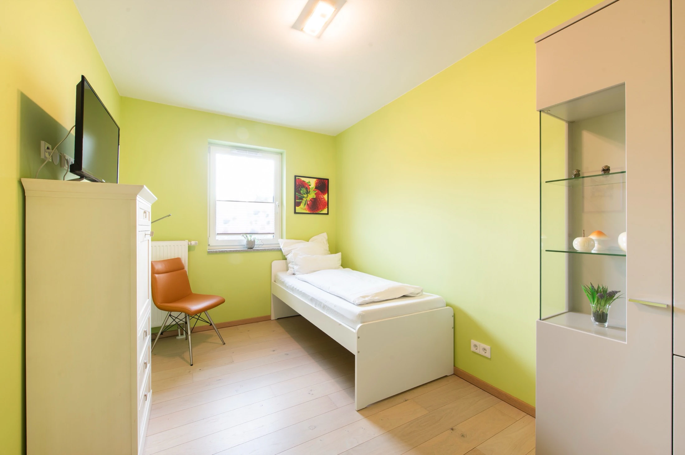 Schlafzimmer – Zweites Schlafzimmer mit Einzelbett (optional ausziehbar)