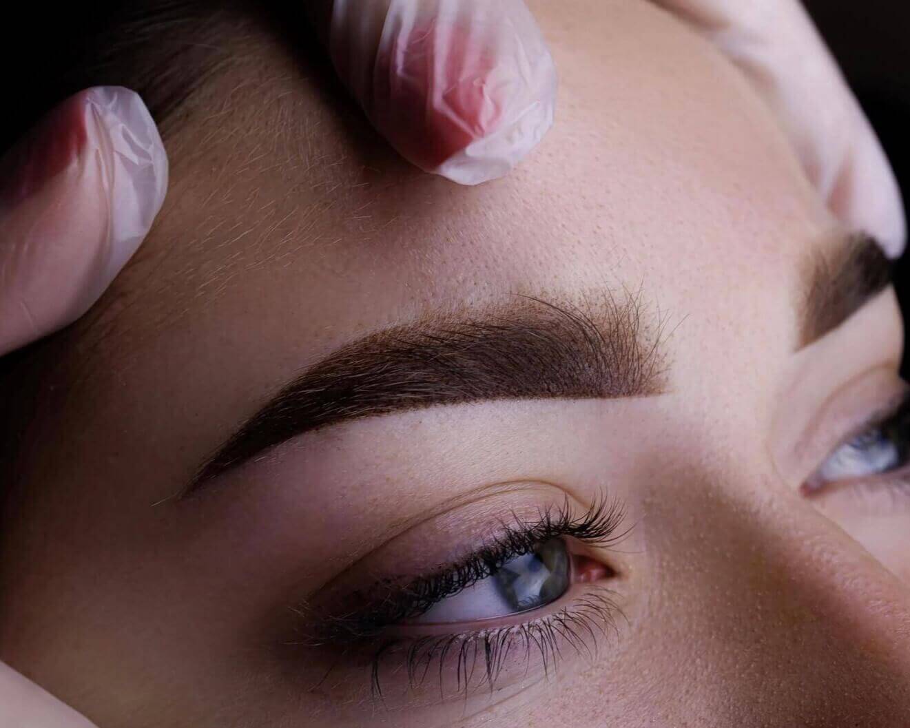 perfekte augenbrauenform durch browmapping – xenia frank permanent make-up