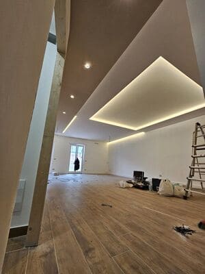 {{ custom_values.service_1 }} in {{custom_values.area_2})