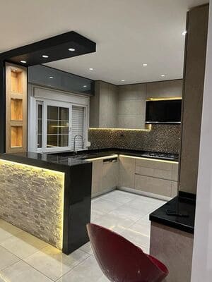 {{ custom_values.service_1 }} in {{custom_values.area_5})