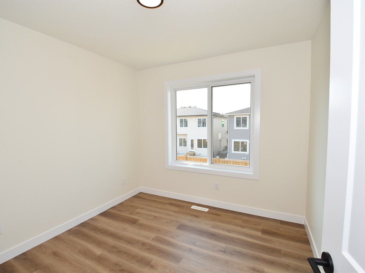 The Whole Home at 2131 5 Avenue SW, Alces, Edmonton, AB in the Alces community photo 38