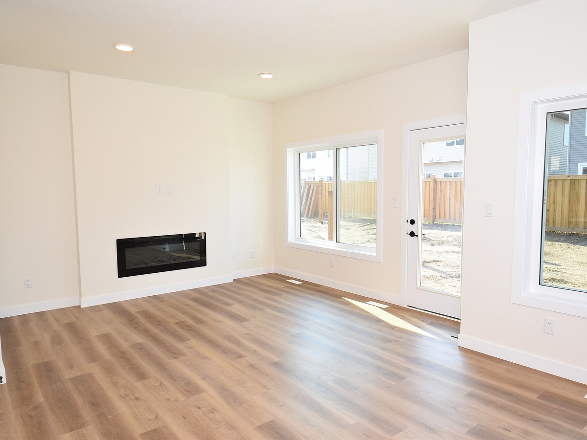 The Whole Home at 2131 5 Avenue SW, Alces, Edmonton, AB in the Alces community photo 22