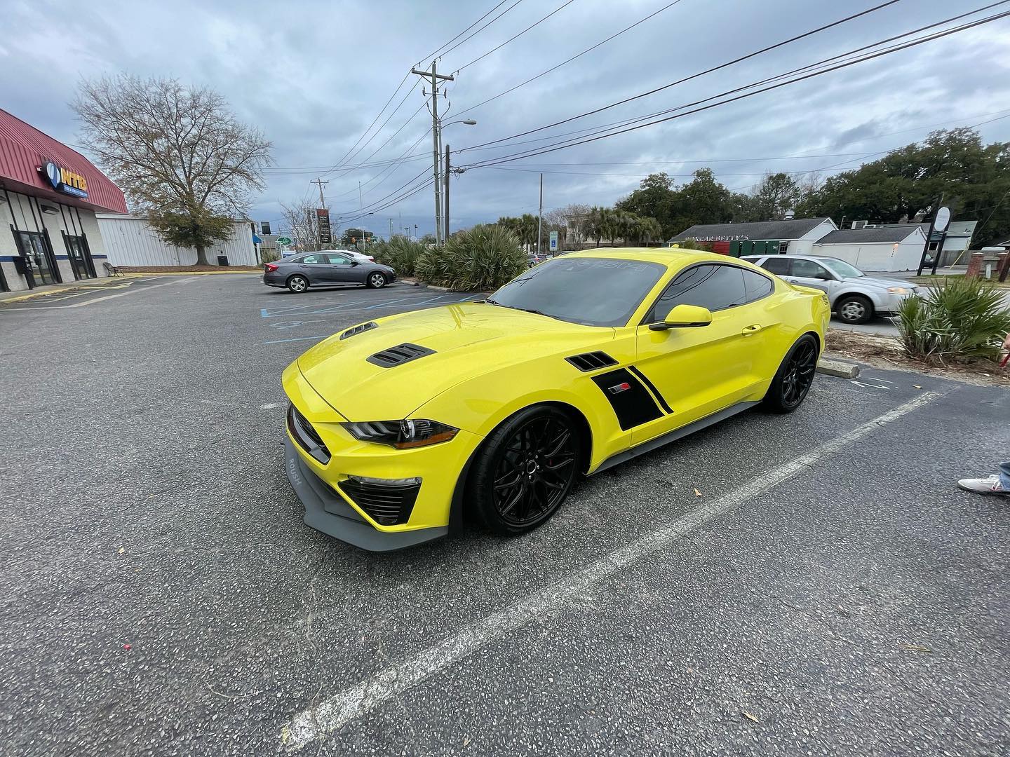 Carbon tint install, Charleston