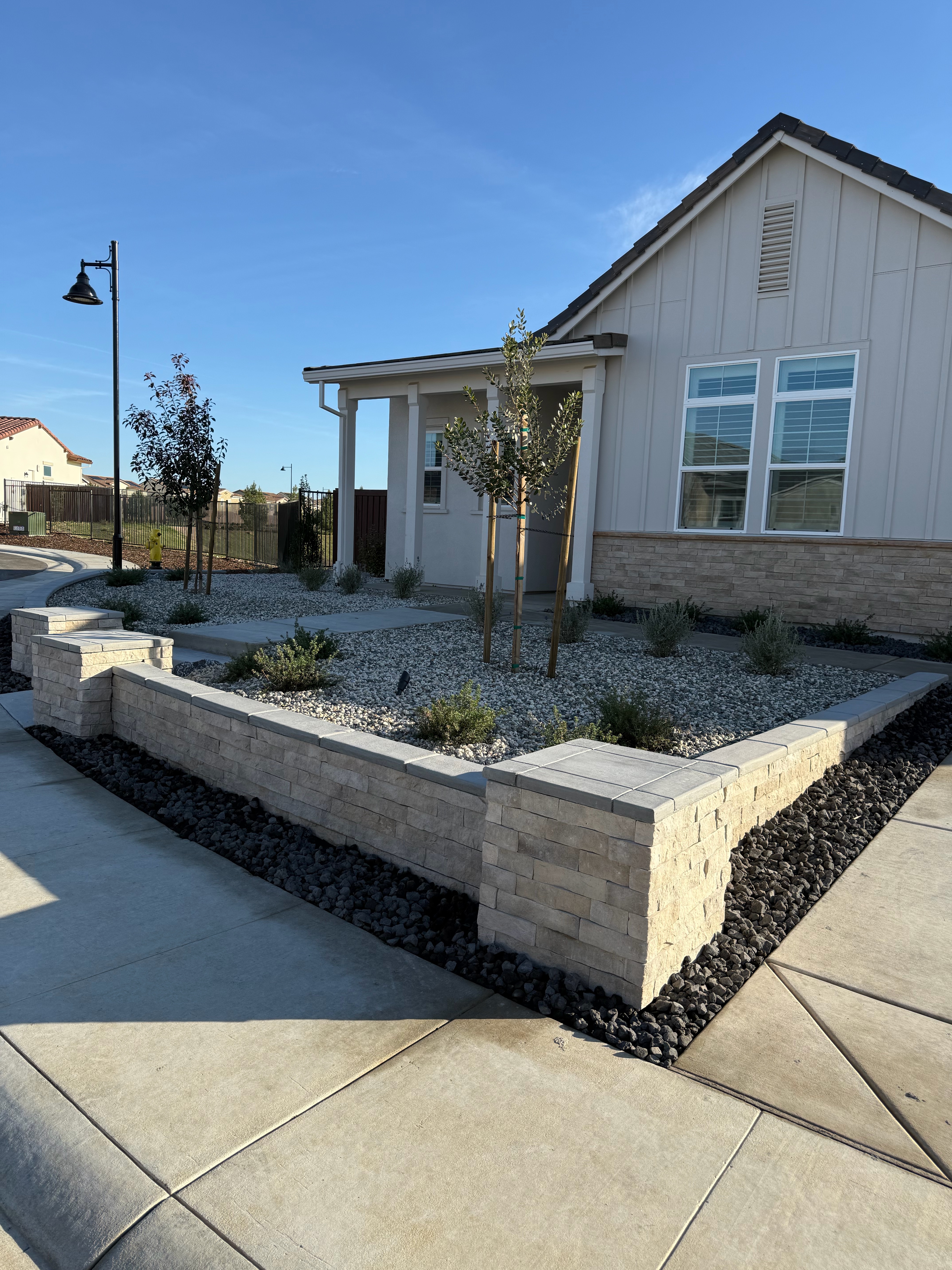 Retaining Walls & Concrete