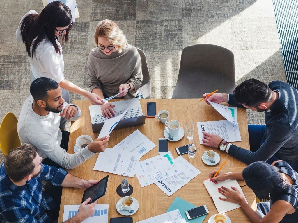 What thriving teams do differently What thriving teams do differently