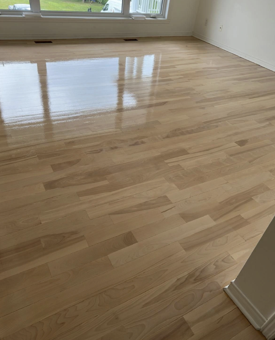 Installation de plancher de bois franc
