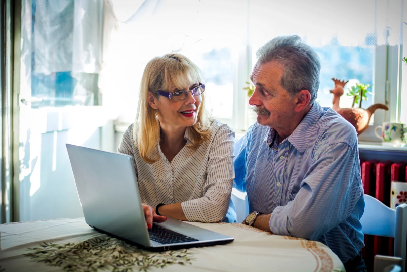 Financial Freedom at Home: Should You Renovate or Relocate in Retirement?