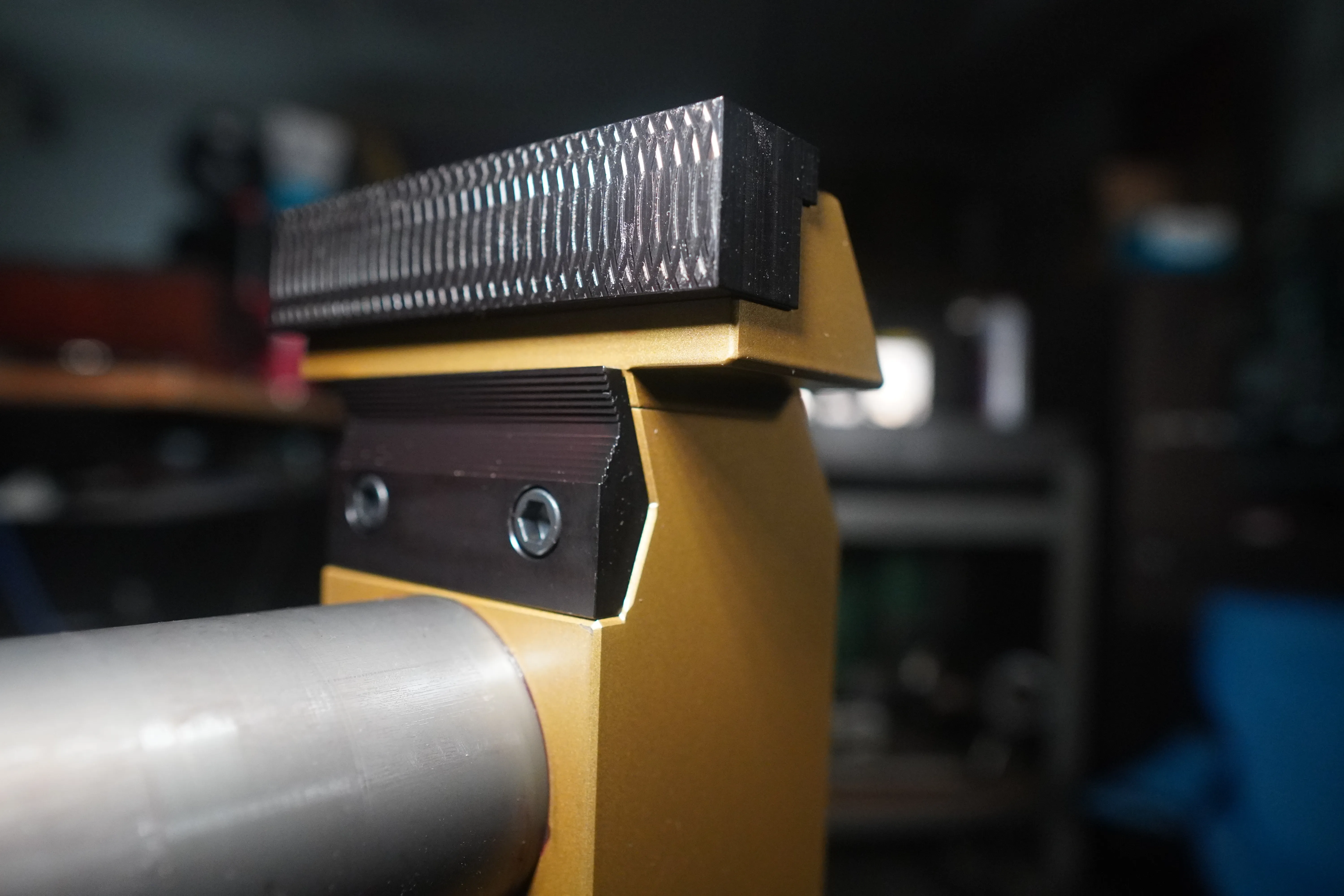 Gold Standard Model 60 Extreme Grip Jaws — view 2