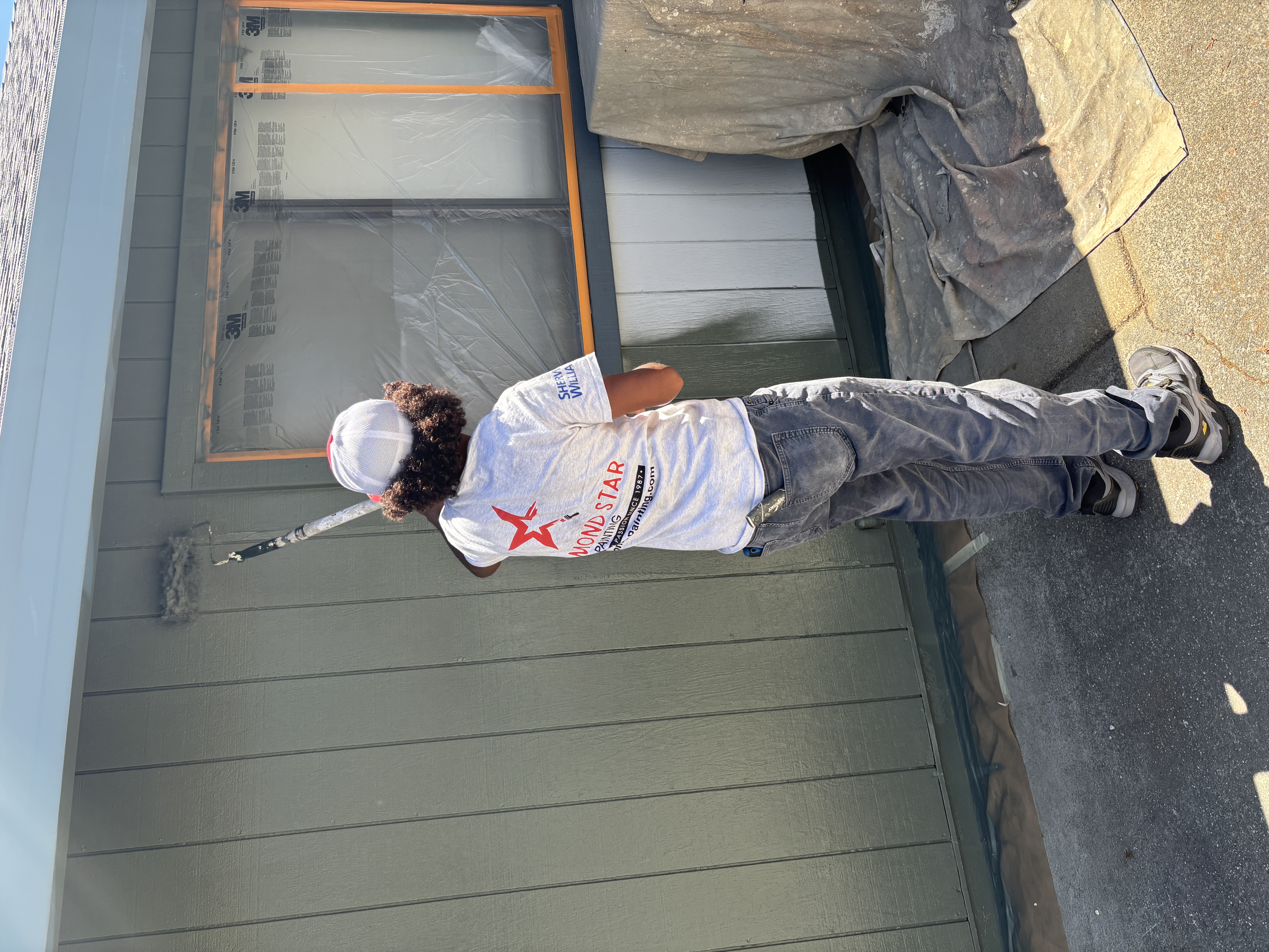 Diamond Star Painting crew member painting