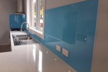 blue kitchen Glass Splashback