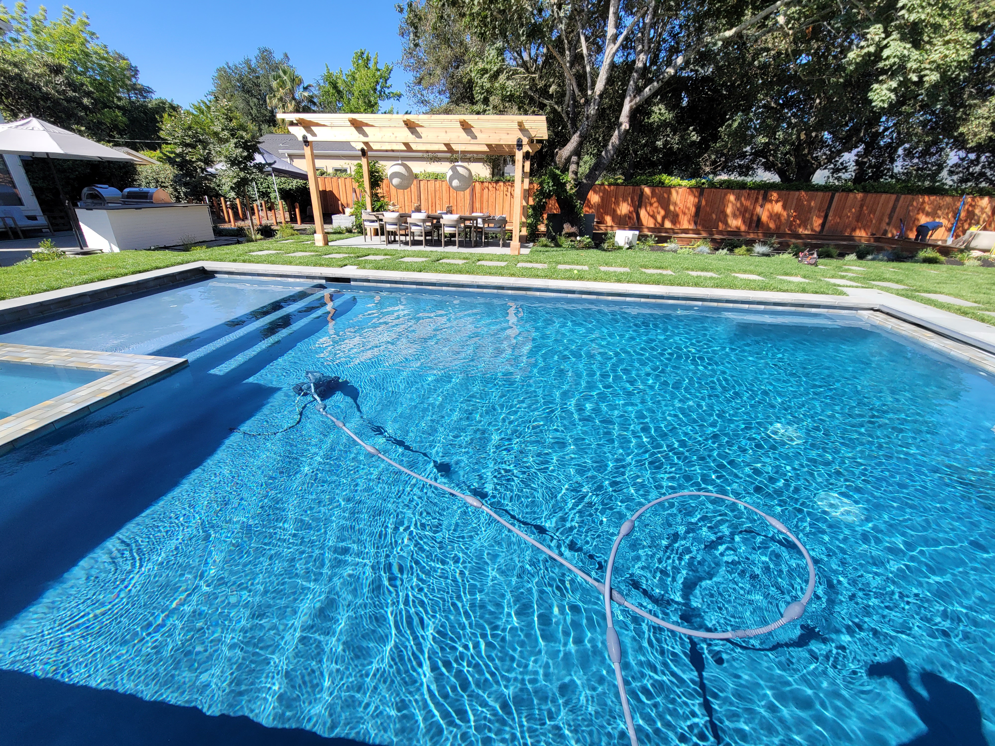 Lanusa pool project