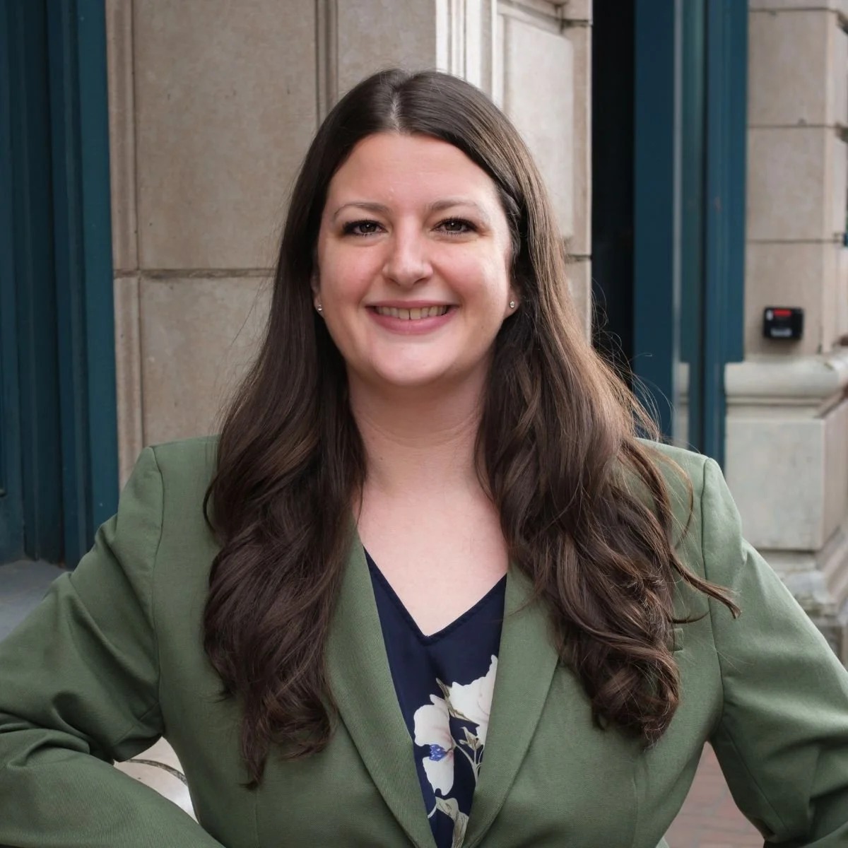 Dr. Jessica Lueck